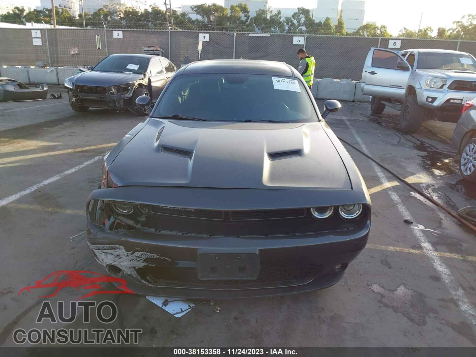 DODGE CHALLENGER 2018 - 2C3CDZAG2JH280524