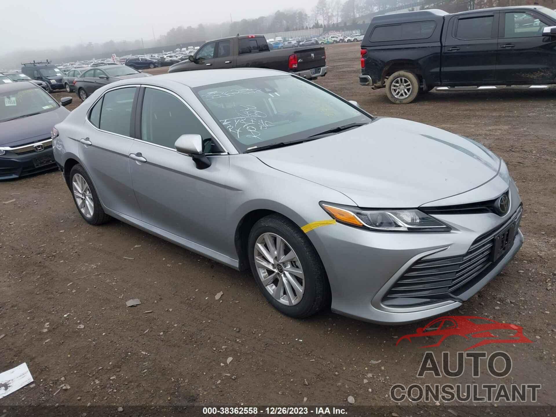 TOYOTA CAMRY 2023 - 4T1C11AK6PU162570