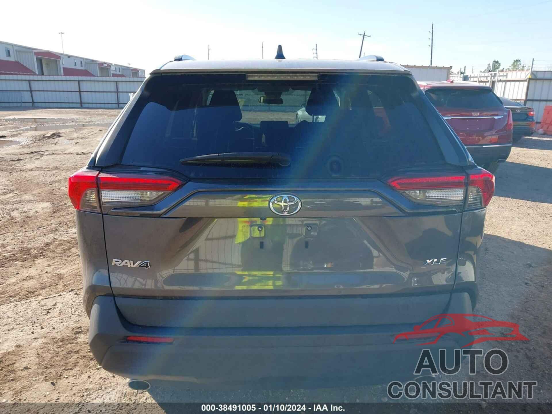 TOYOTA RAV4 2021 - 2T3W1RFV7MW113833