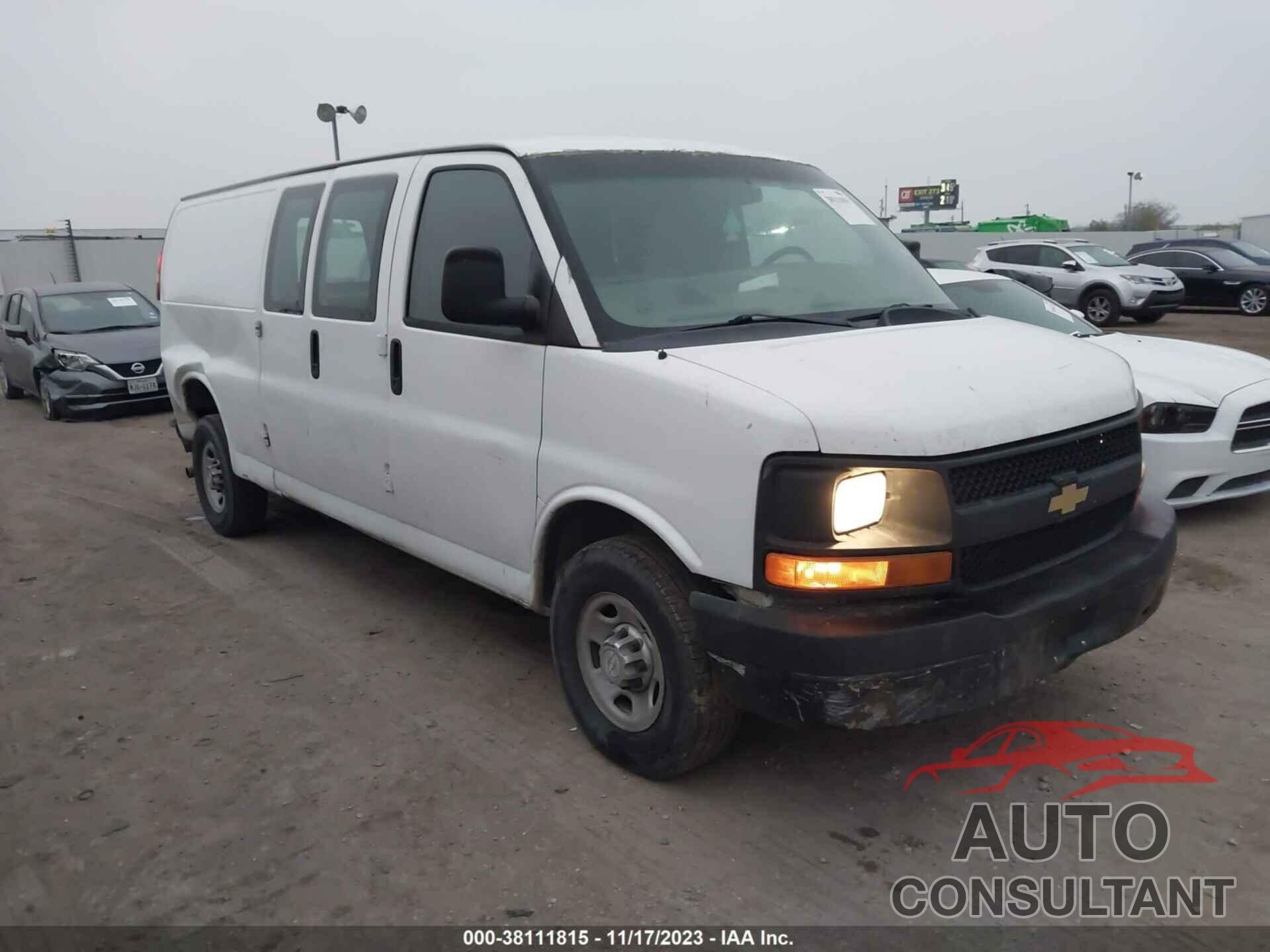 CHEVROLET EXPRESS 2500 2015 - 1GCWGGCF6F1113419