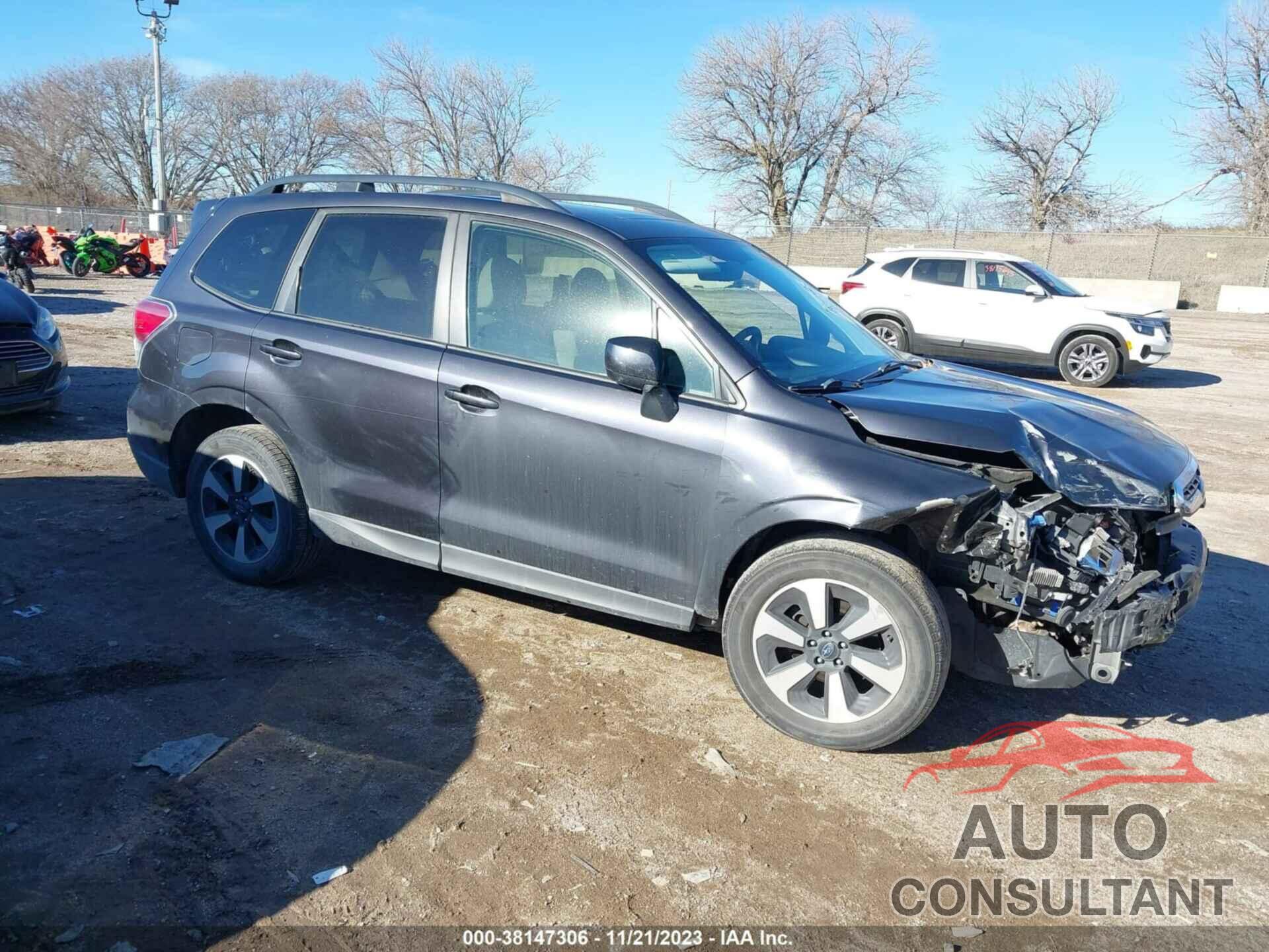 SUBARU FORESTER 2017 - JF2SJAECXHH415436