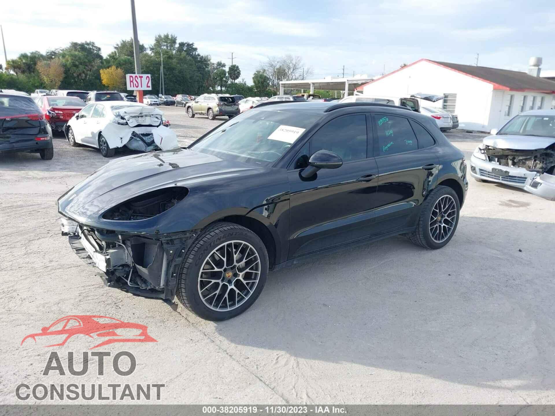 PORSCHE MACAN 2017 - WP1AB2A59HLB18786