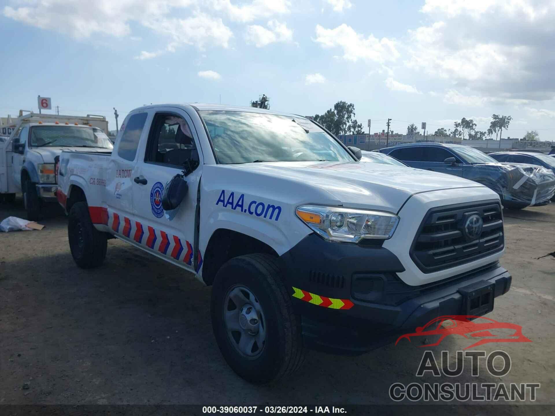 TOYOTA TACOMA 2019 - 5TFRX5GN4KX144517