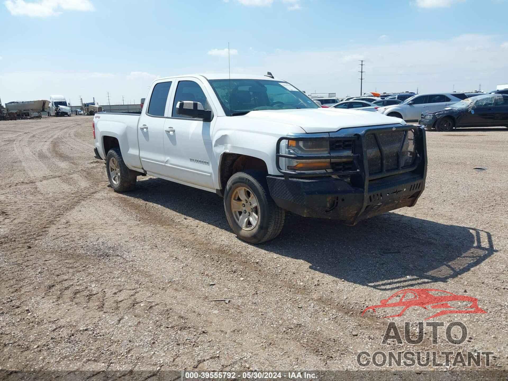 CHEVROLET SILVERADO 1500 2018 - 1GCVKREC5JZ192584