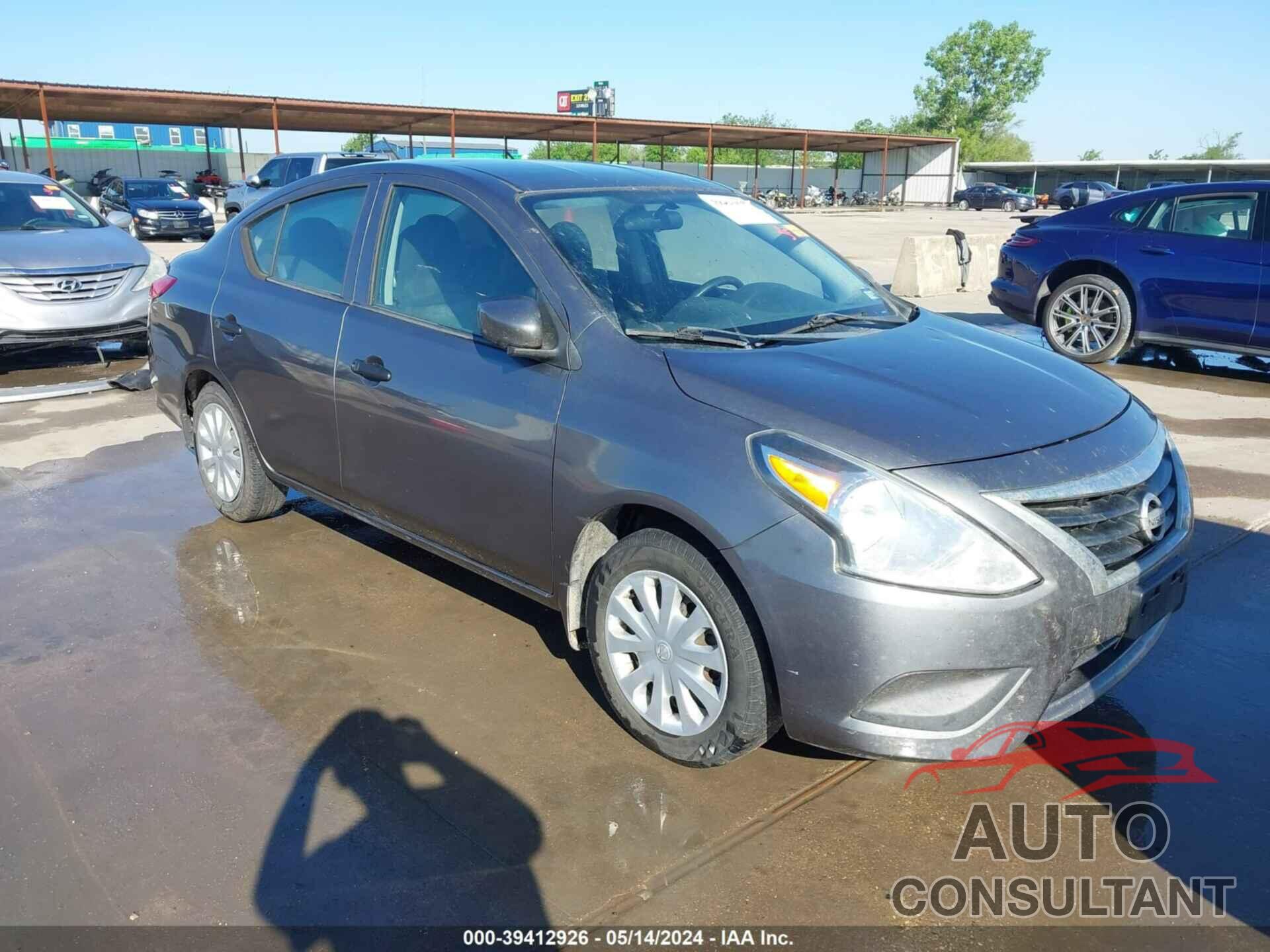 NISSAN VERSA 2017 - 3N1CN7AP0HL801502