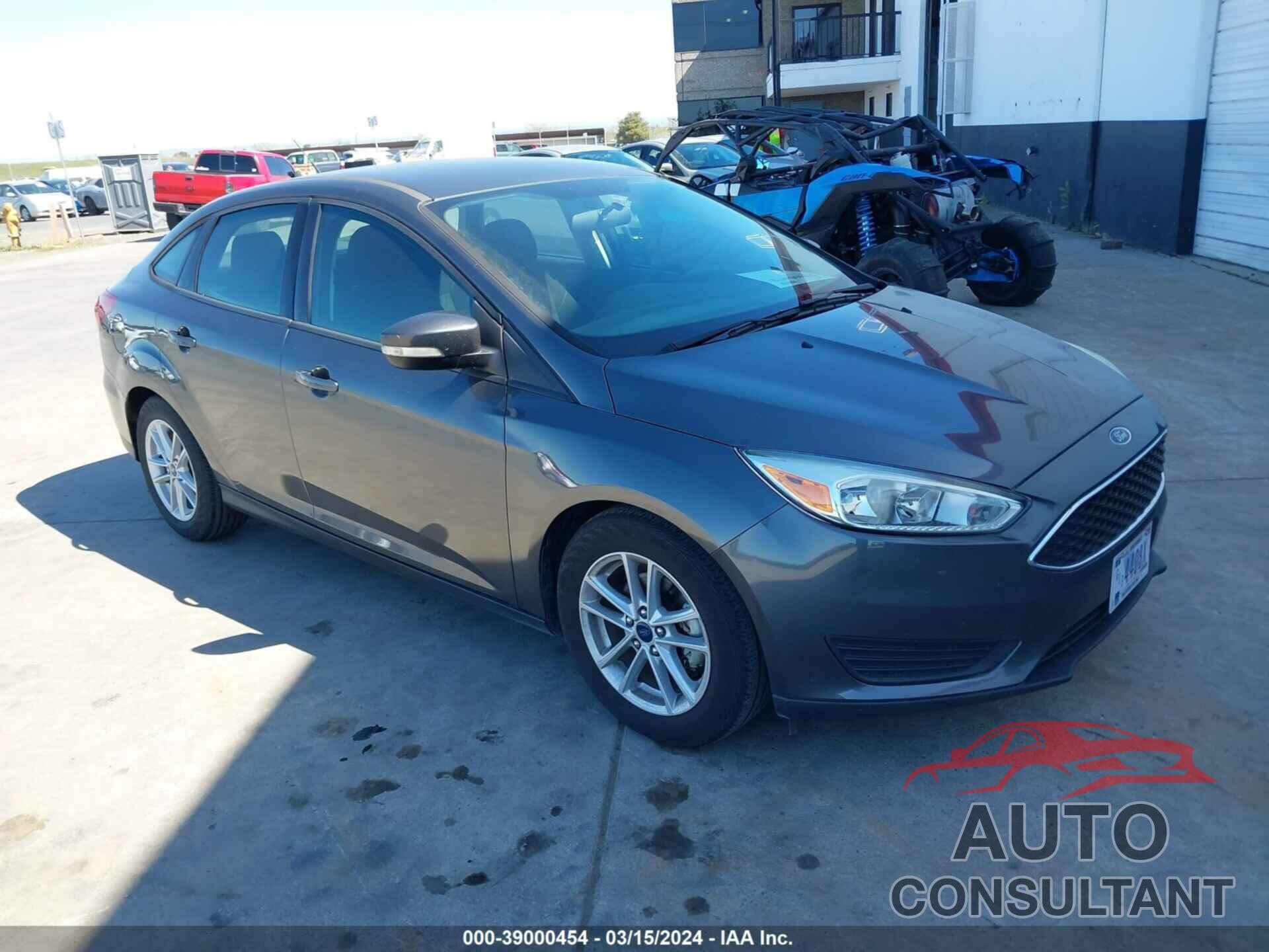 FORD FOCUS 2017 - 1FADP3F25HL304853