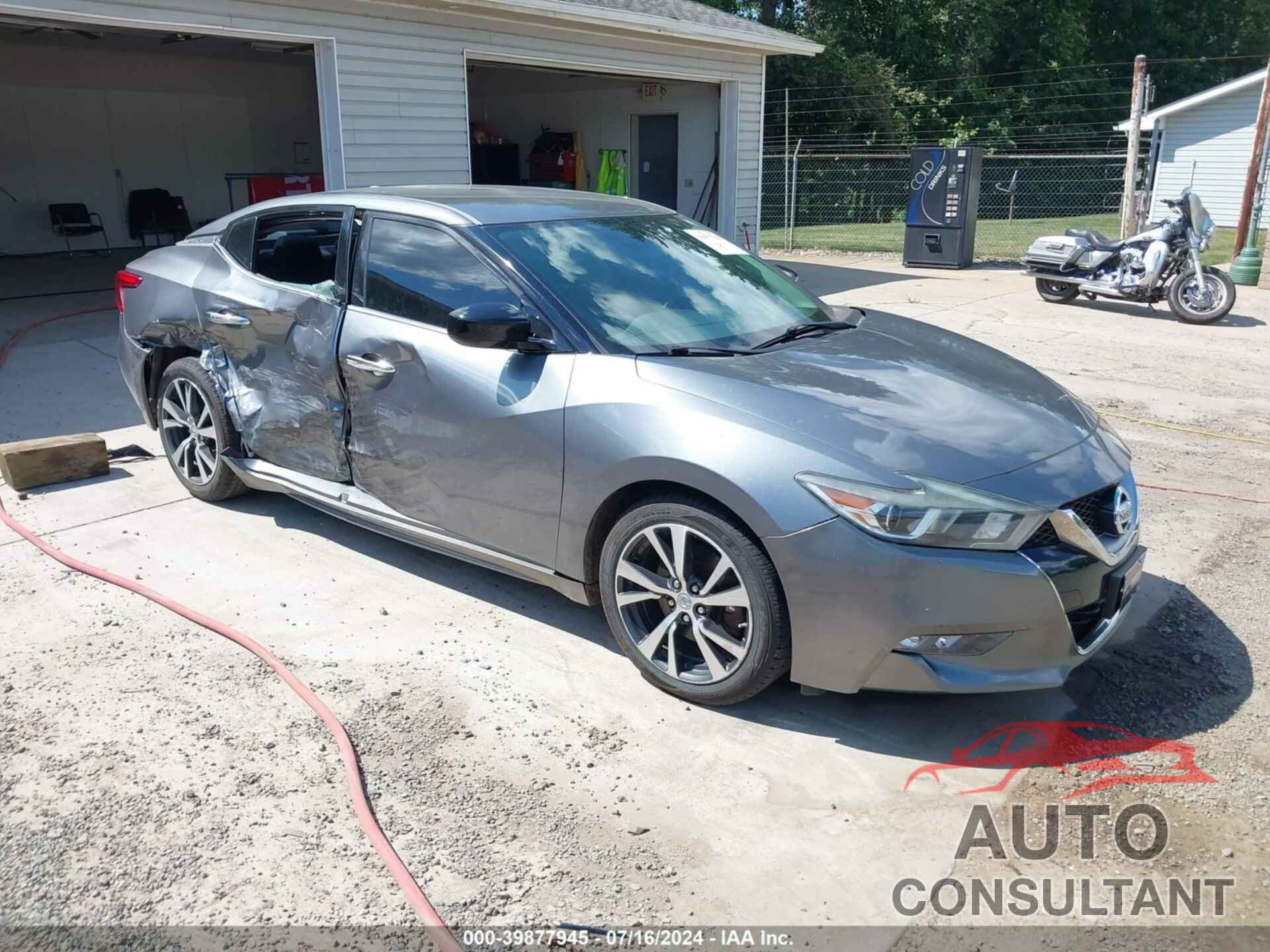 NISSAN MAXIMA 2016 - 1N4AA6AP8GC906024