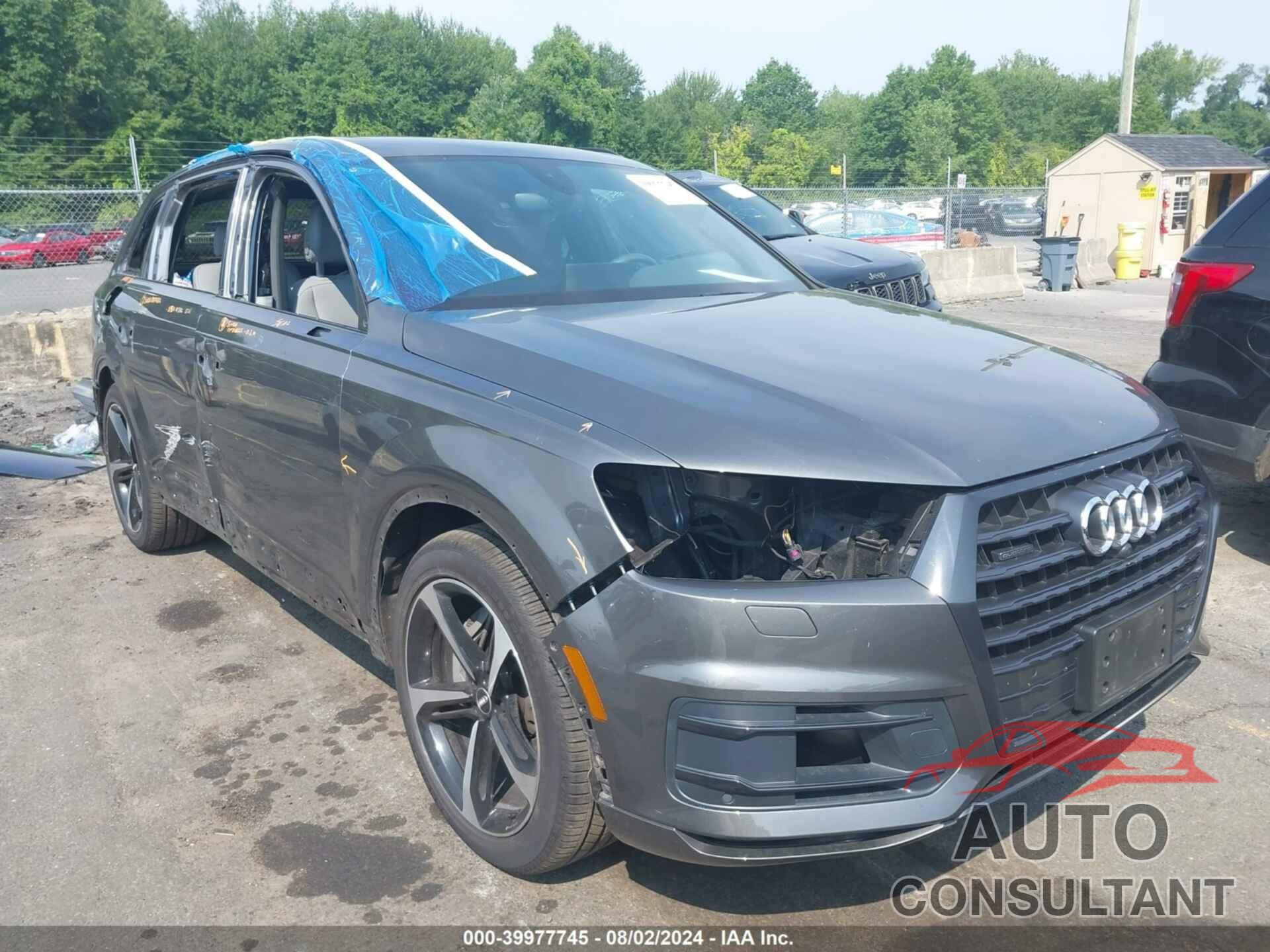 AUDI Q7 2019 - WA1LAAF76KD048533