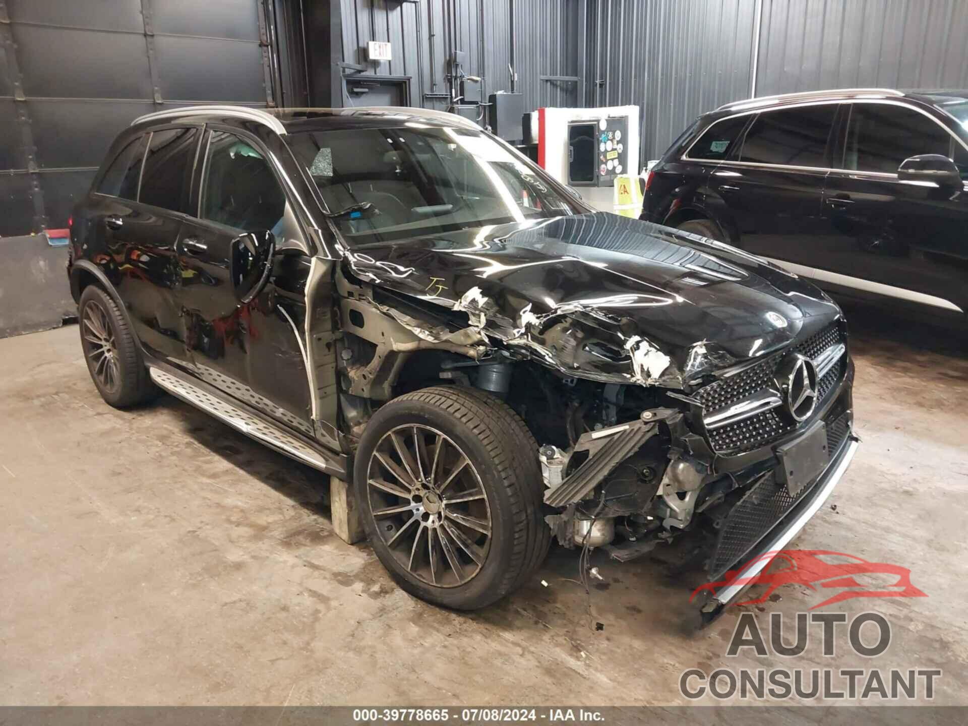 MERCEDES-BENZ AMG GLC 43 2017 - WDC0G6EBXHF150922