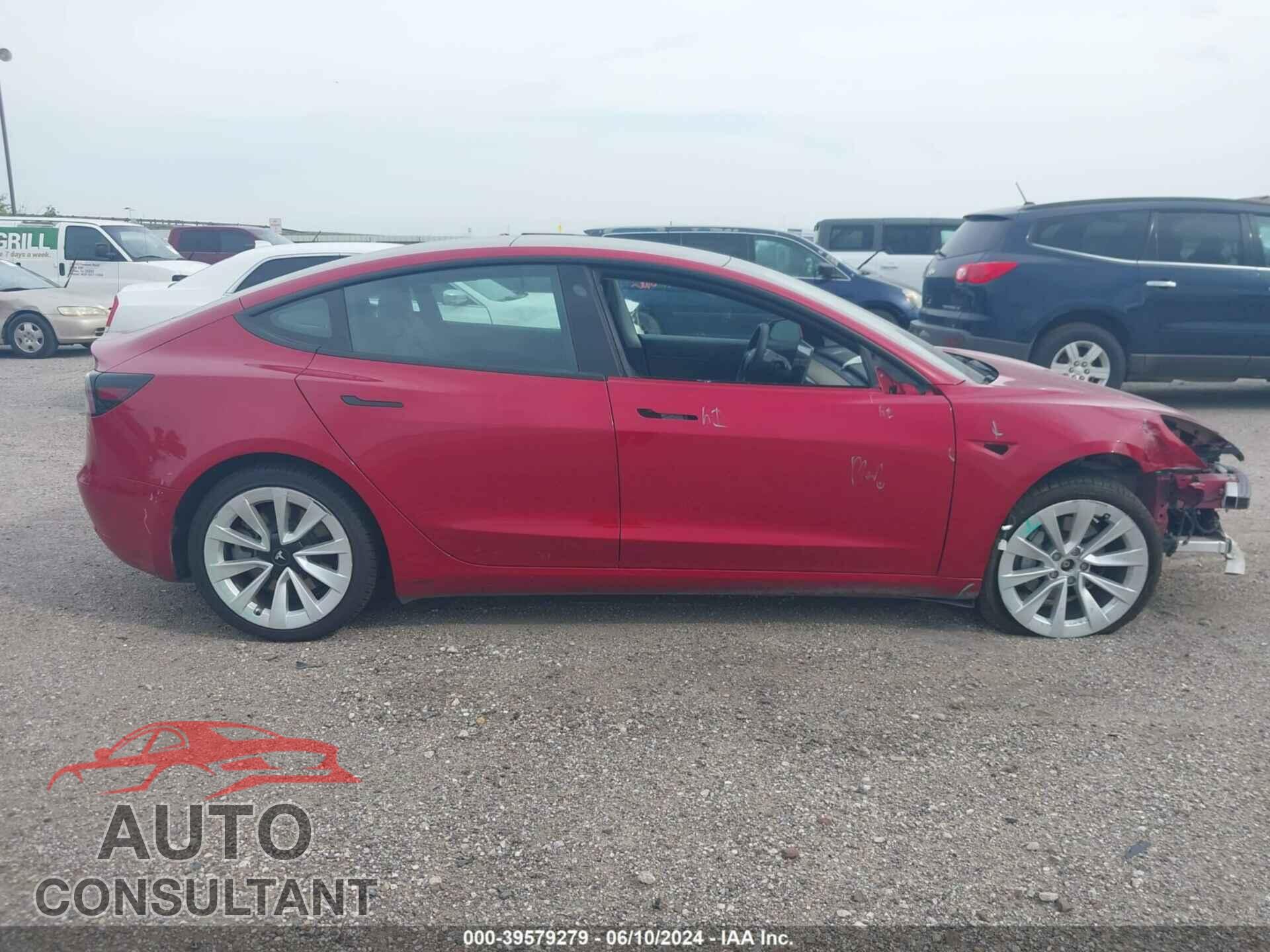 TESLA MODEL 3 2021 - 5YJ3E1EB3MF869021