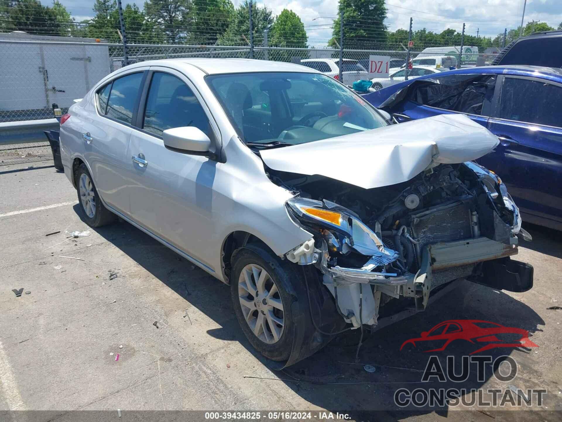 NISSAN VERSA 2018 - 3N1CN7AP6JL862472