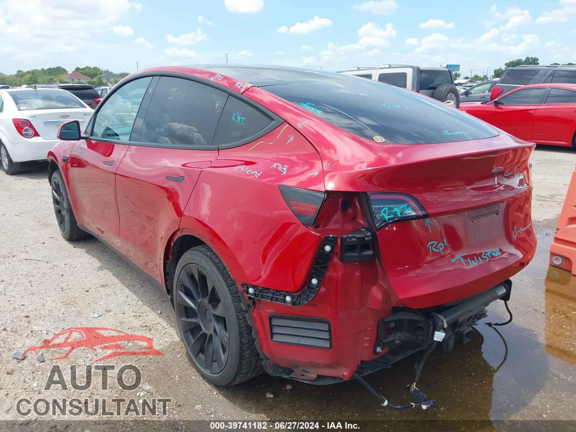 TESLA MODEL Y 2021 - 5YJYGDEE6MF248593
