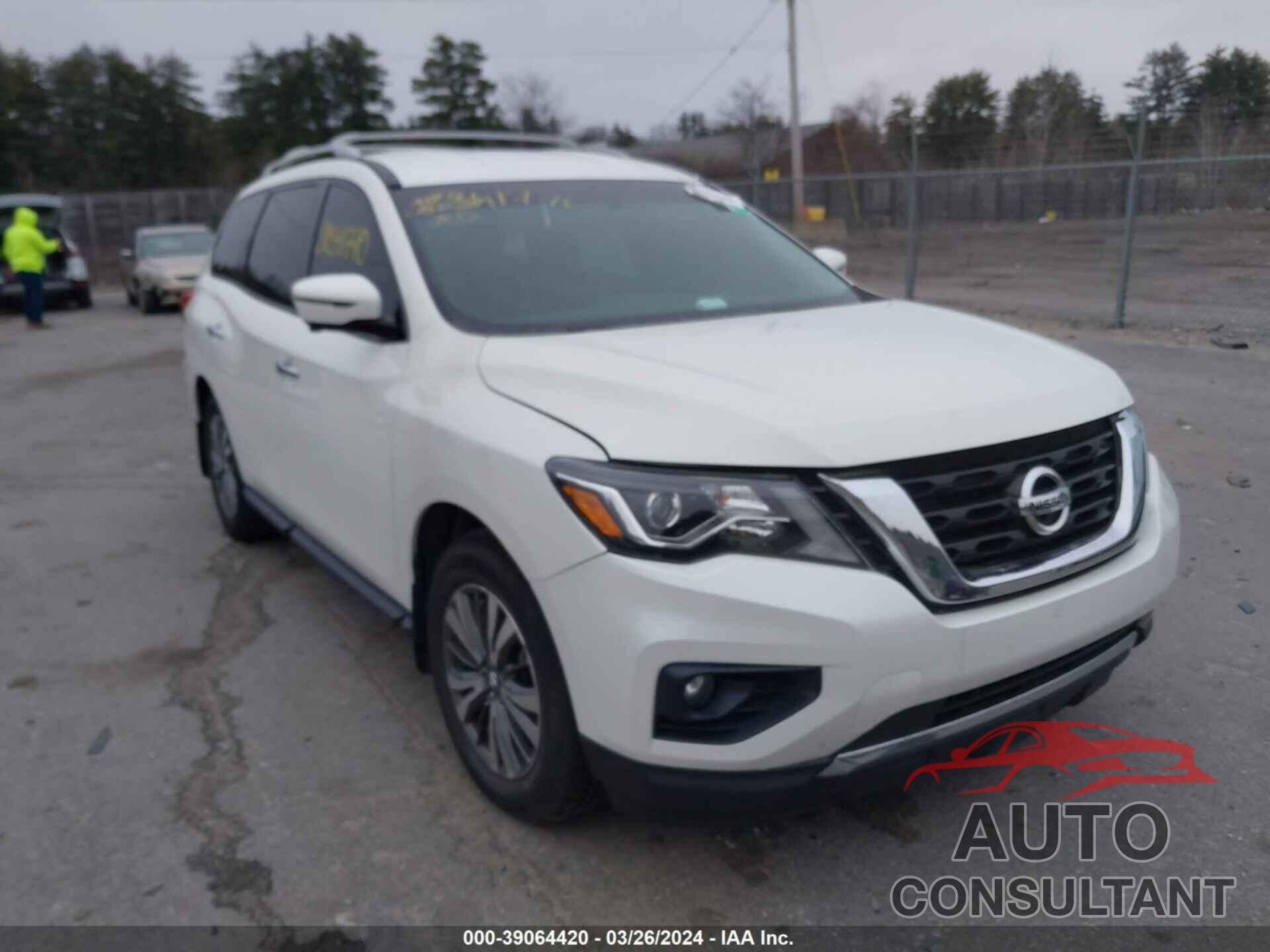 NISSAN PATHFINDER 2019 - 5N1DR2MN6KC603234