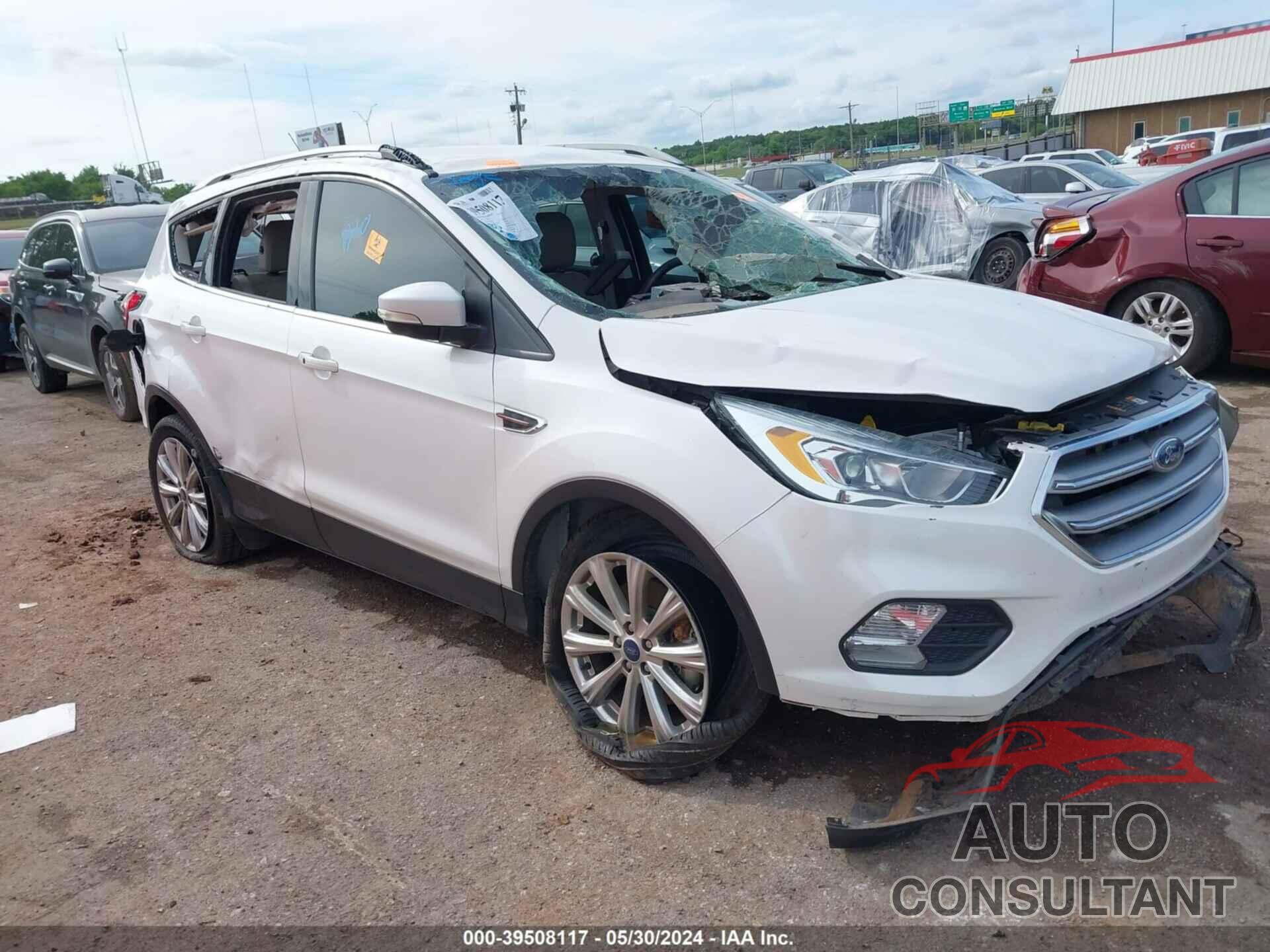 FORD ESCAPE 2017 - 1FMCU0J93HUE94613