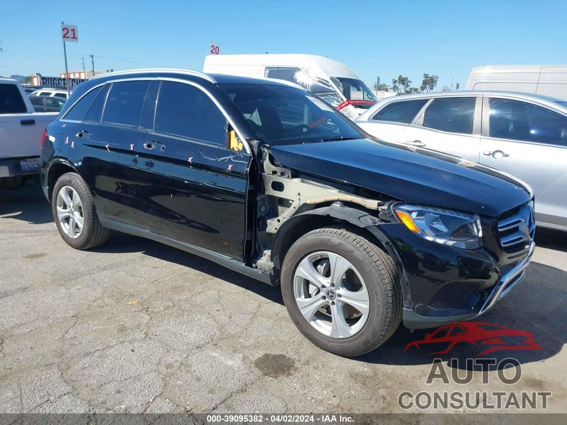 MERCEDES-BENZ GLC 300 2018 - WDC0G4JB0JV028950