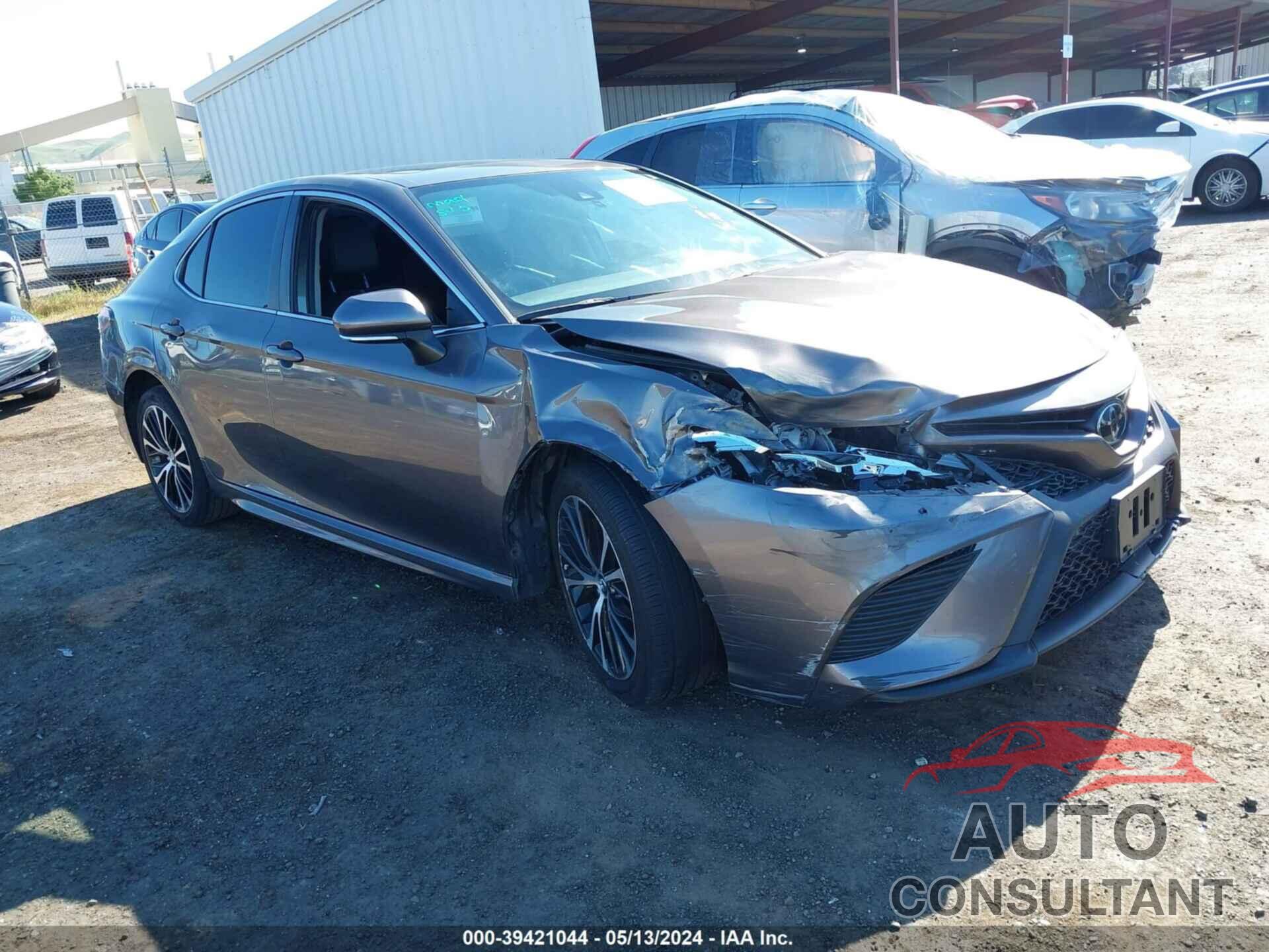 TOYOTA CAMRY 2019 - 4T1B11HK5KU794972