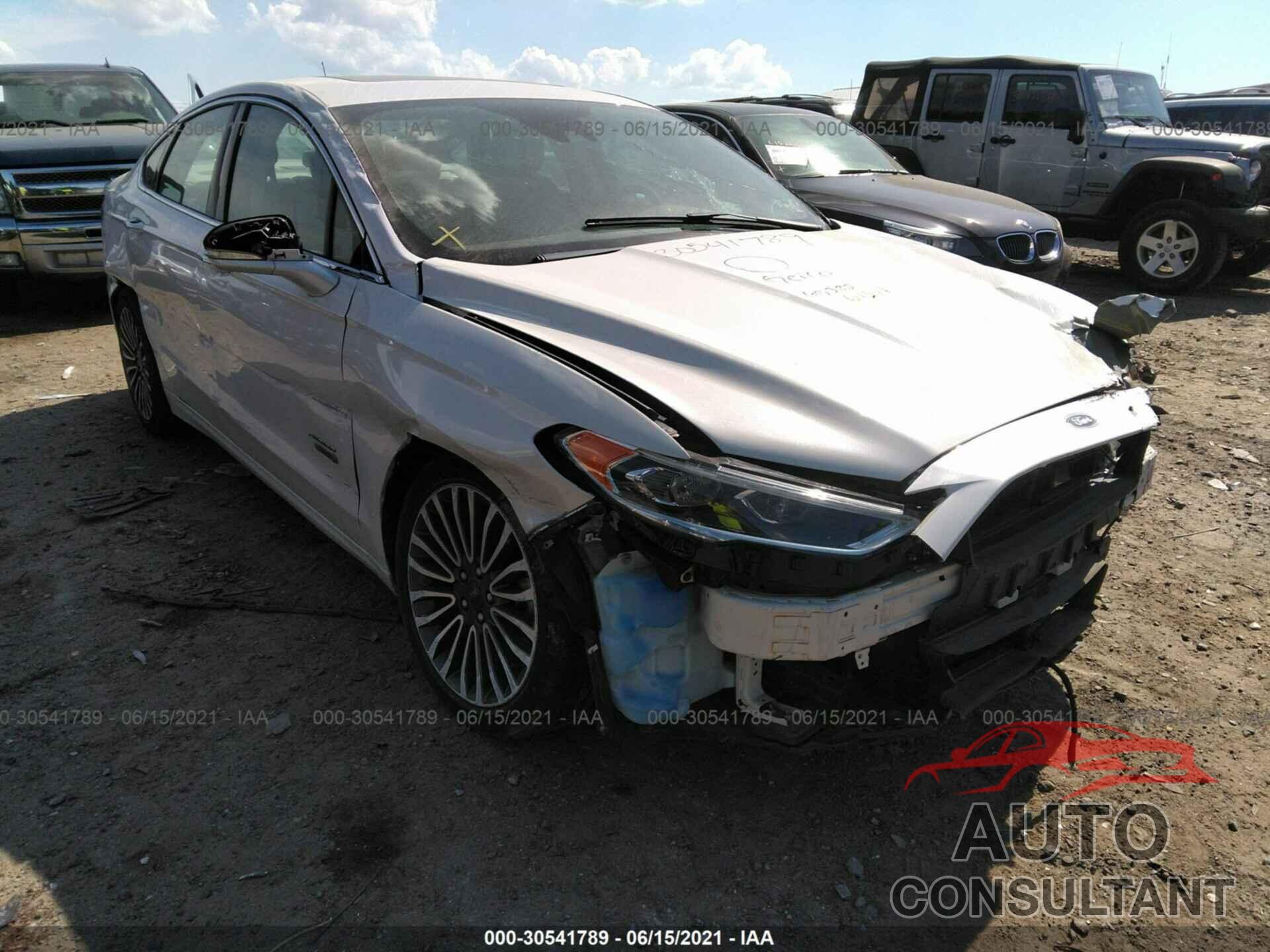 FORD FUSION ENERGI 2017 - 3FA6P0SU8HR189276