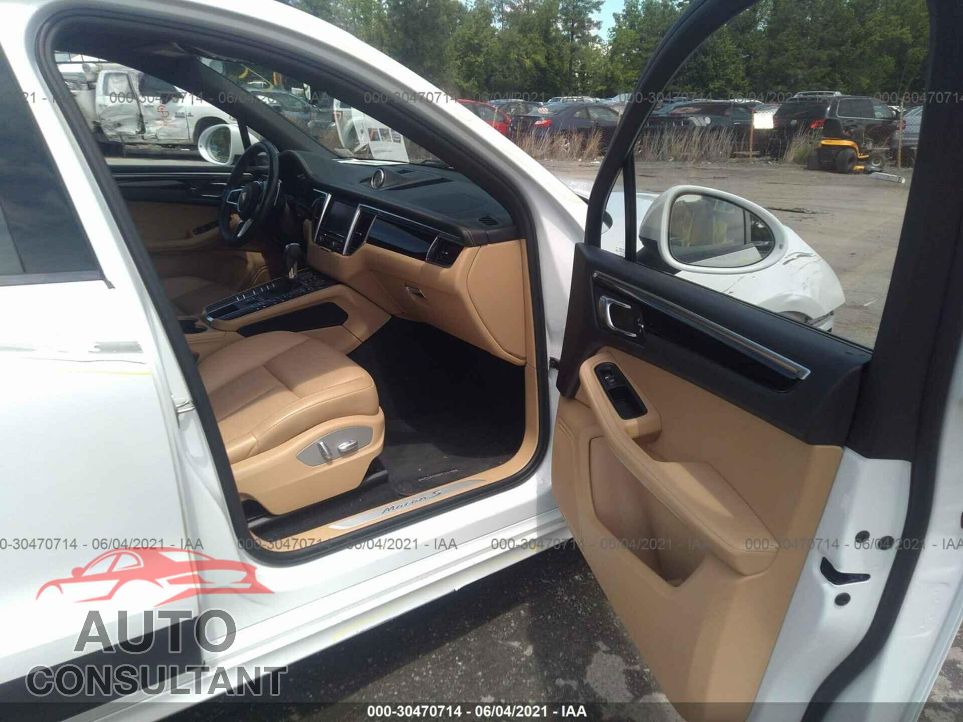 PORSCHE MACAN 2016 - WP1AB2A54GLB58658