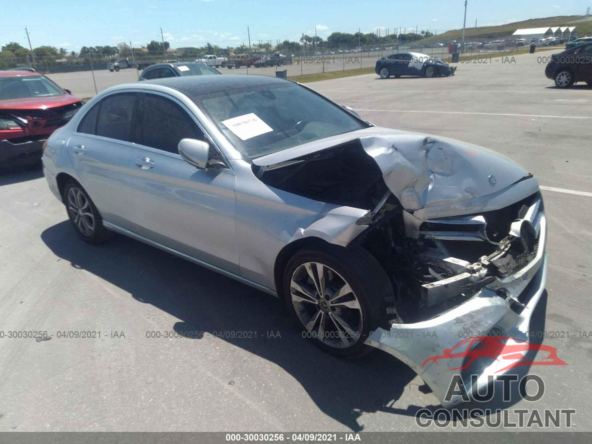 MERCEDES-BENZ C-CLASS 2017 - 55SWF4KB1HU183368