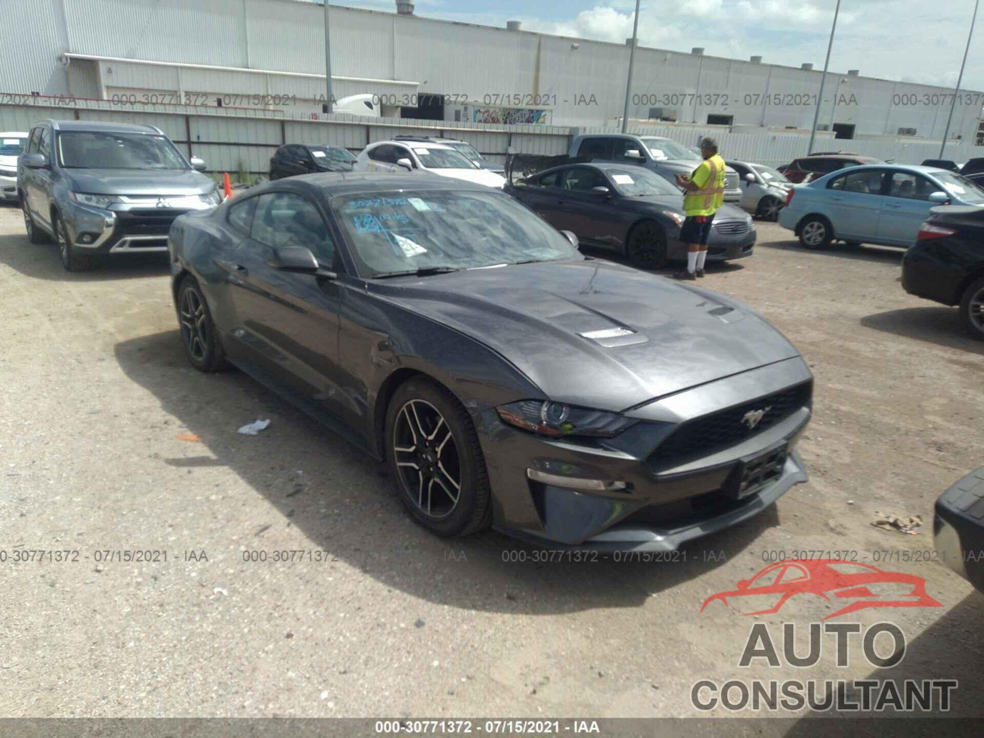 FORD MUSTANG 2020 - 1FA6P8TH5L5120072