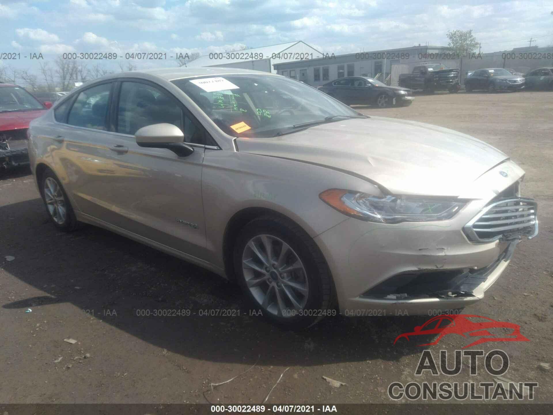 FORD FUSION 2017 - 3FA6P0LU9HR381529