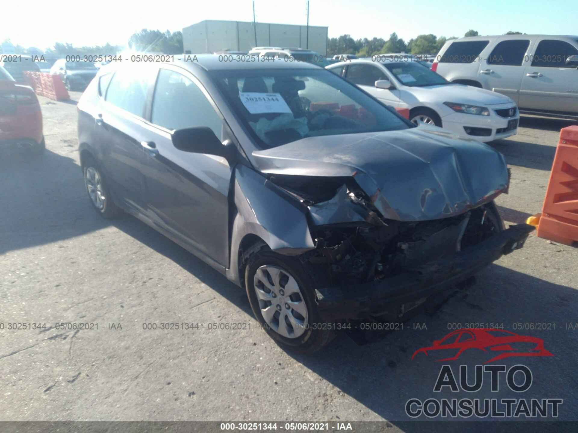 HYUNDAI ACCENT 2017 - KMHCT5AE0HU312864