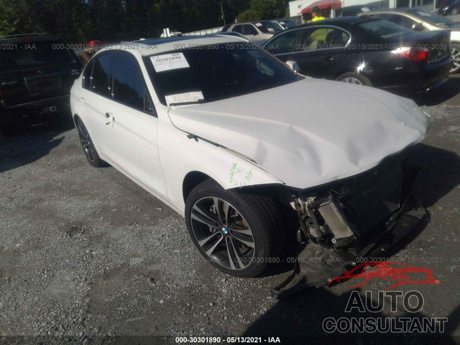 BMW 3 SERIES 2018 - WBA8B3G54JNU36741