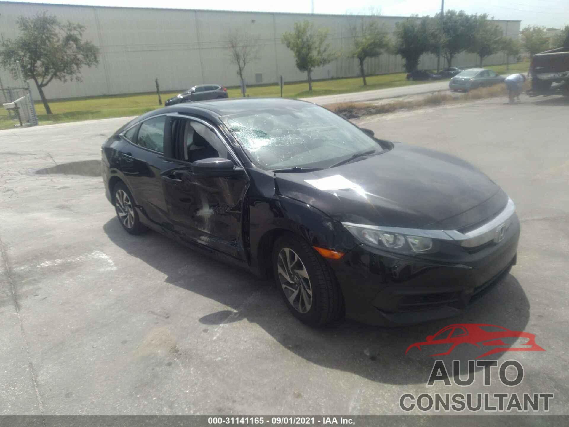 HONDA CIVIC SEDAN 2018 - 2HGFC2F70JH587459