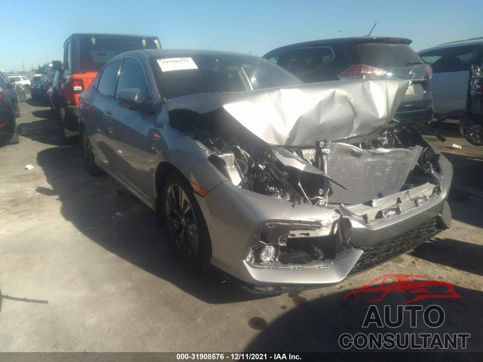HONDA CIVIC HATCHBACK 2018 - SHHFK7H58JU400905