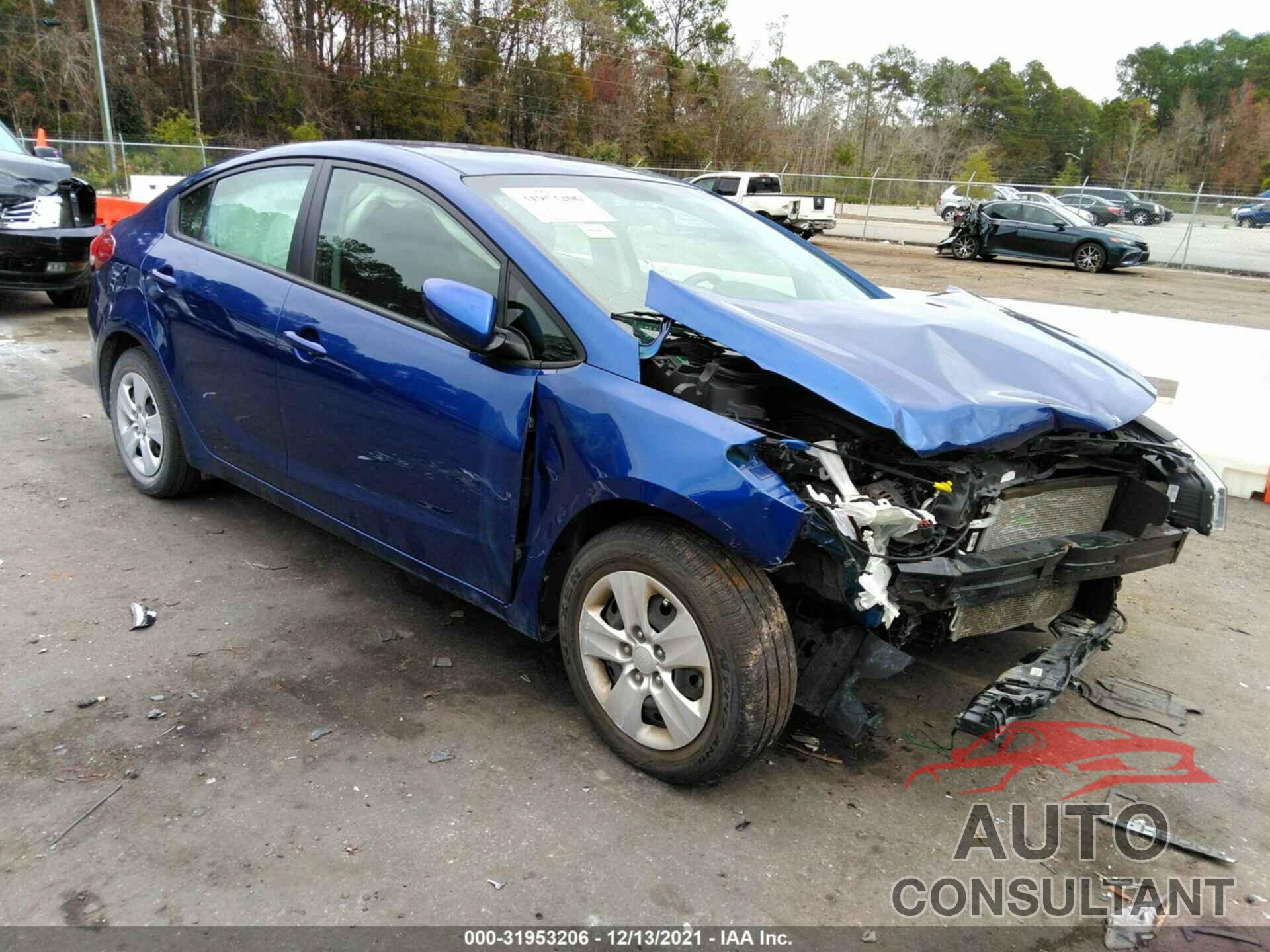 KIA FORTE 2018 - 3KPFK4A75JE258773
