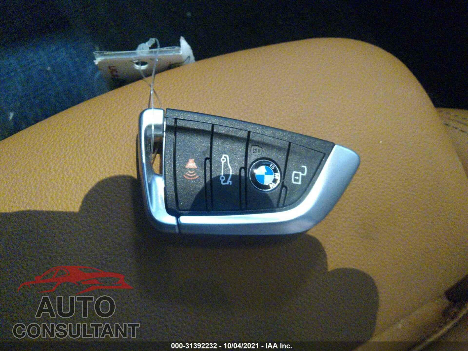 BMW 3 SERIES 2019 - WBA5R7C5XKAJ81663