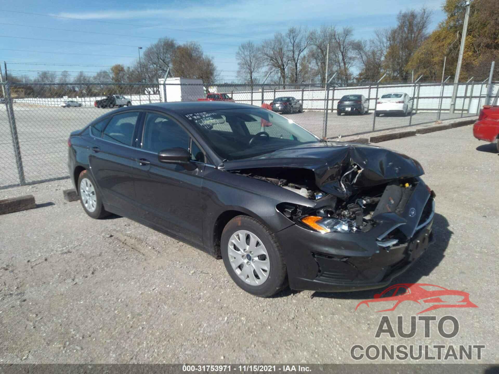 FORD FUSION 2019 - 3FA6P0G73KR172542