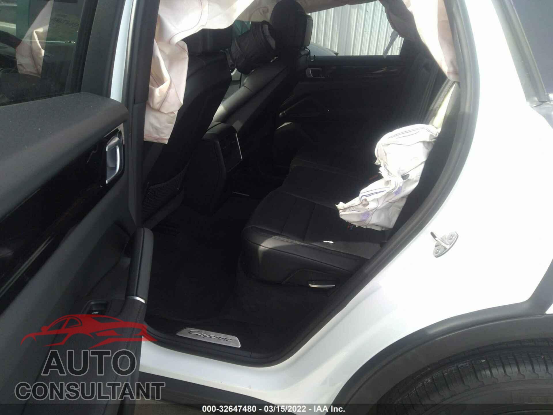 PORSCHE CAYENNE 2019 - WP1AA2AY5KDA07411