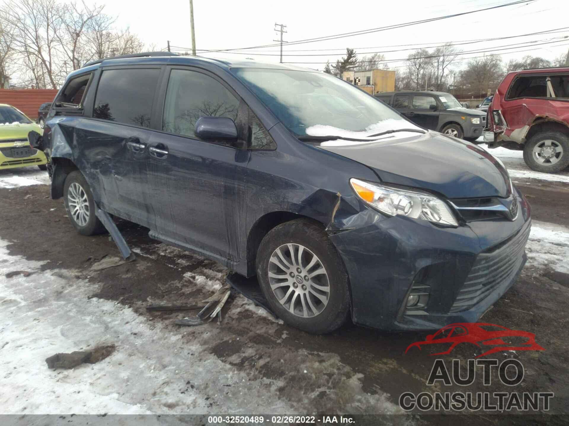 TOYOTA SIENNA 2019 - 5TDYZ3DC6KS005590