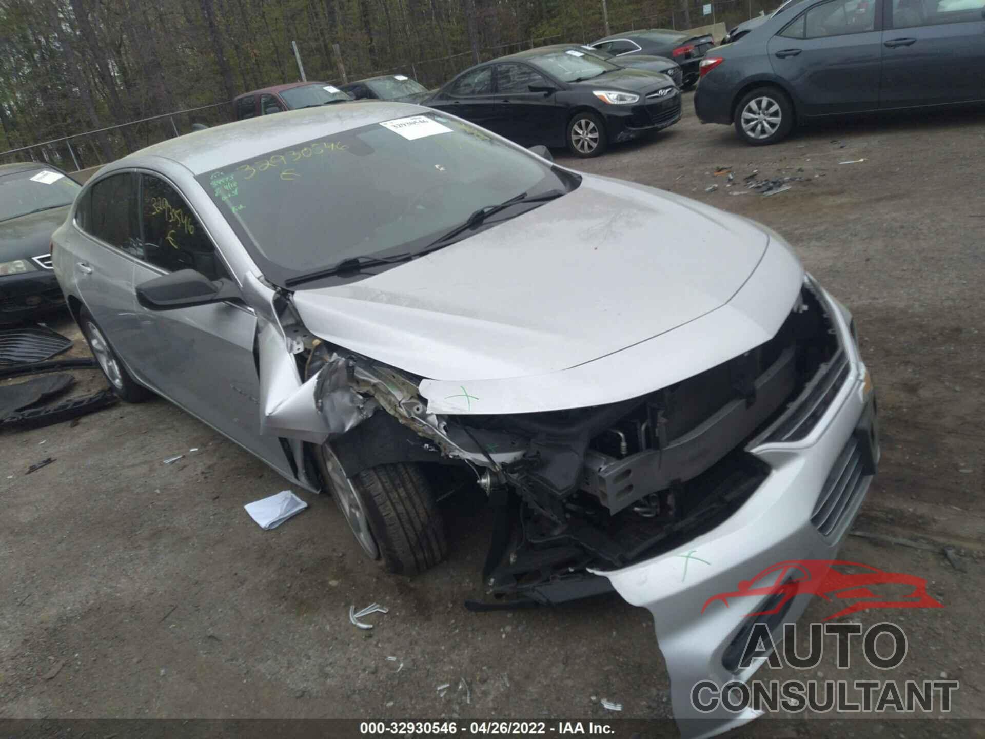 CHEVROLET MALIBU 2018 - 1G1ZB5ST2JF288455