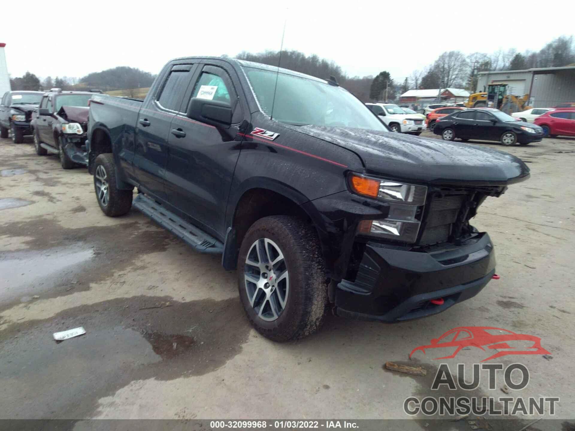 CHEVROLET SILVERADO 1500 2019 - 1GCRYCEF3KZ317297