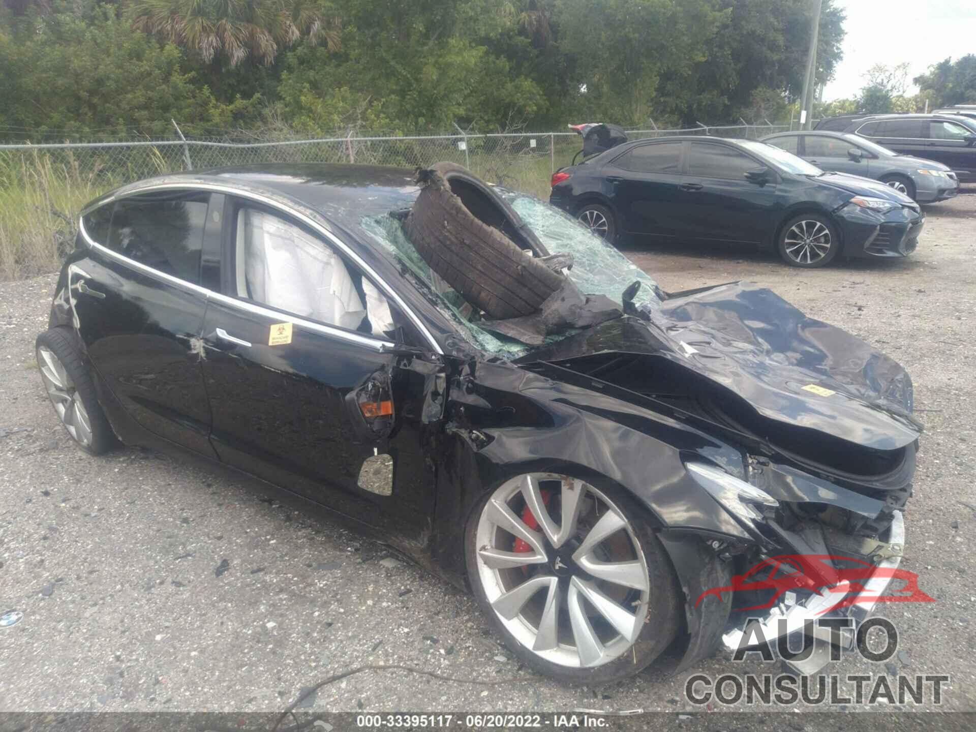 TESLA MODEL 3 2018 - 5YJ3E1EB6JF170817
