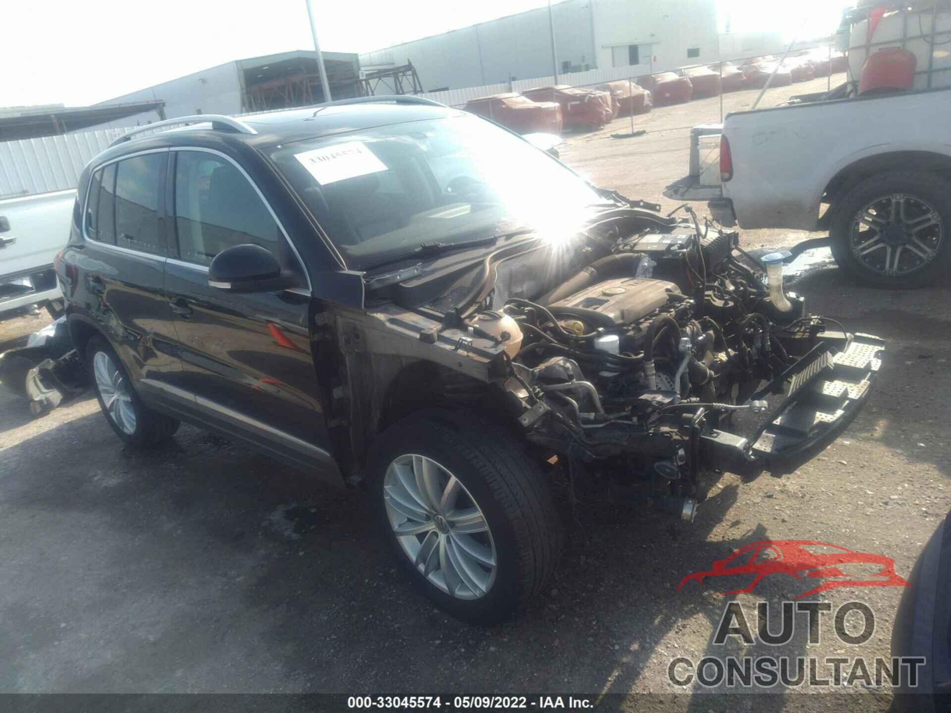 VOLKSWAGEN TIGUAN 2016 - WVGAV7AX2GW524151