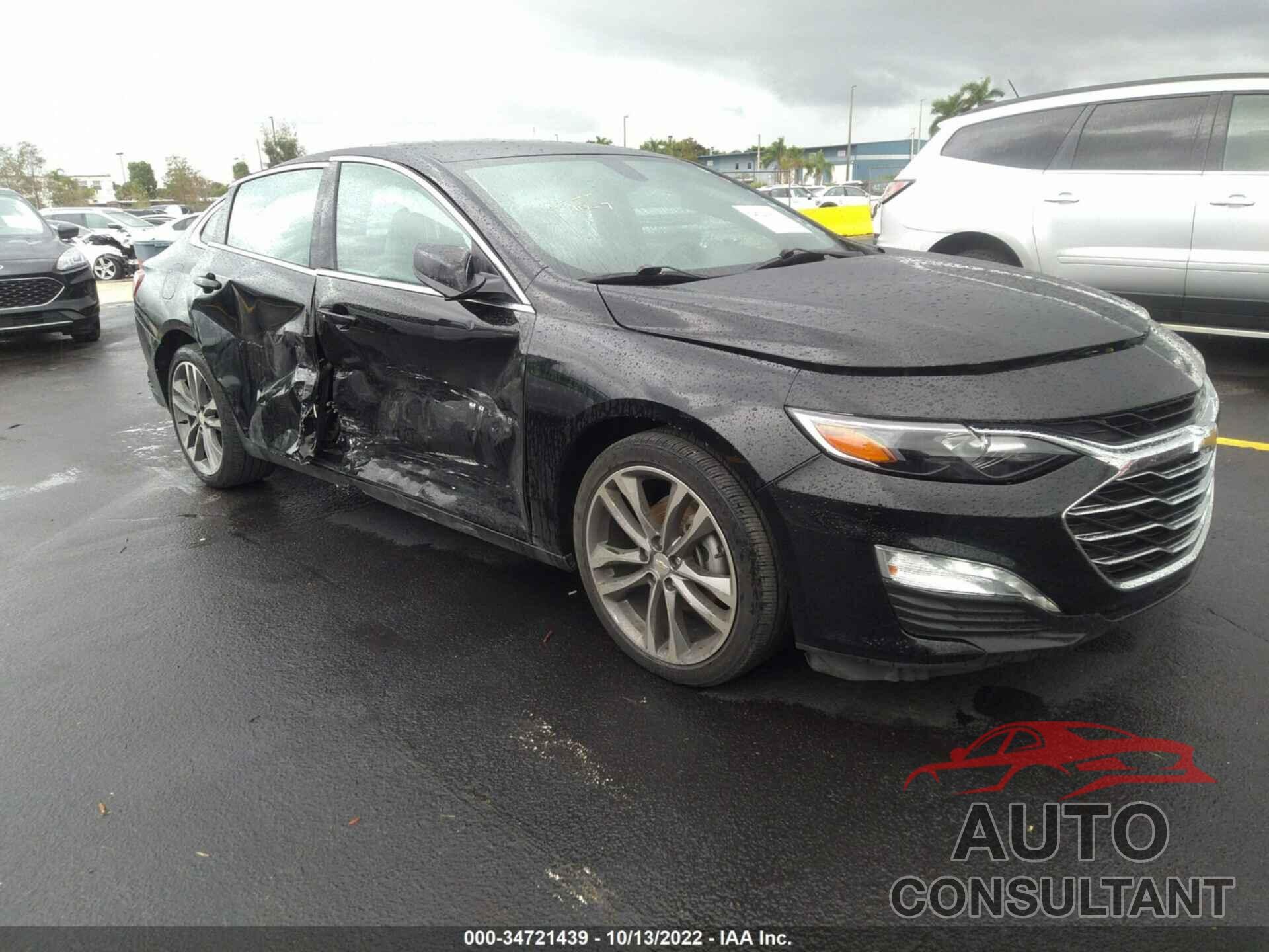 CHEVROLET MALIBU 2021 - 1G1ZD5ST5MF033832