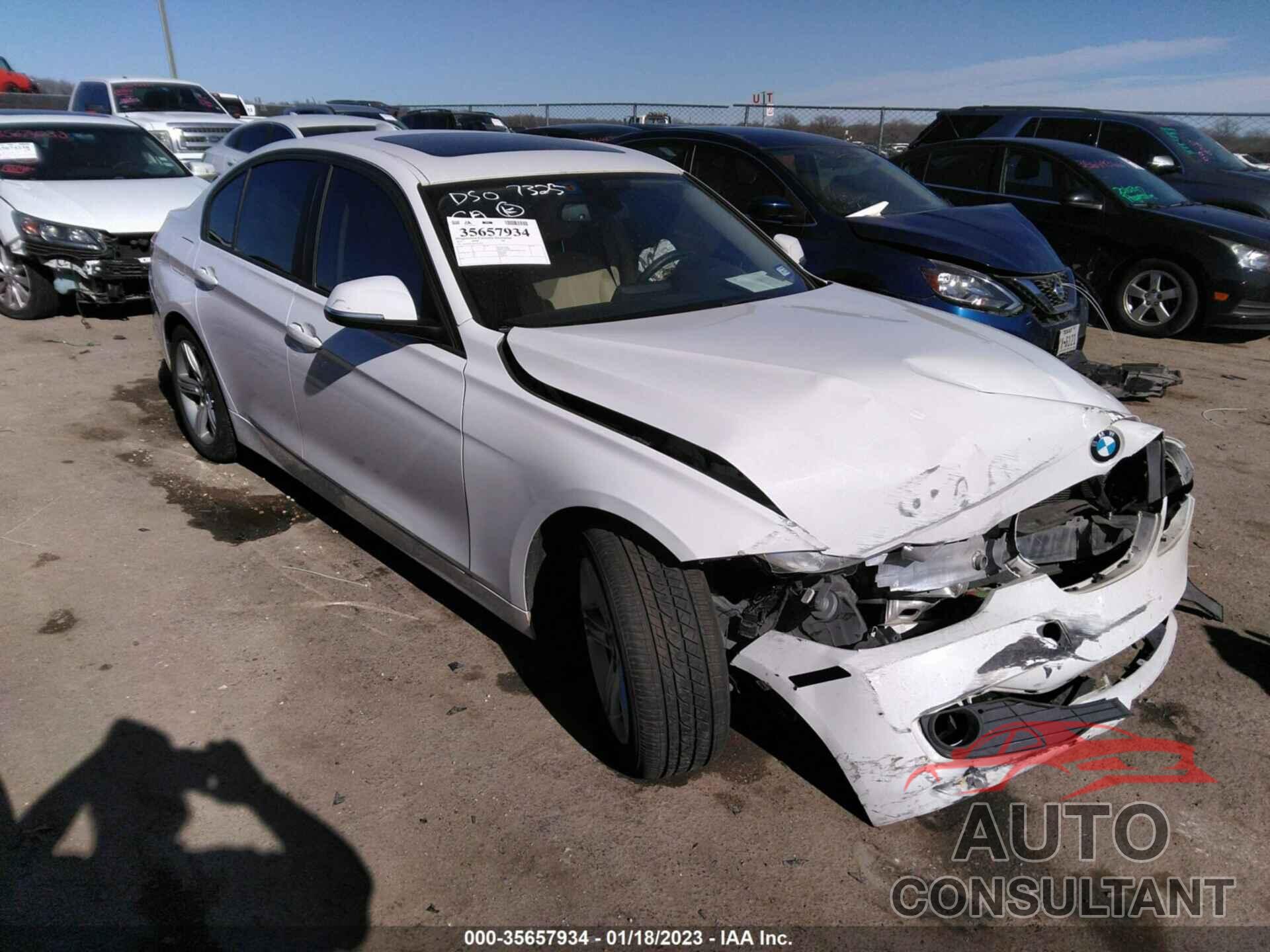 BMW 3 SERIES 2015 - WBA3B1G56FNT03923