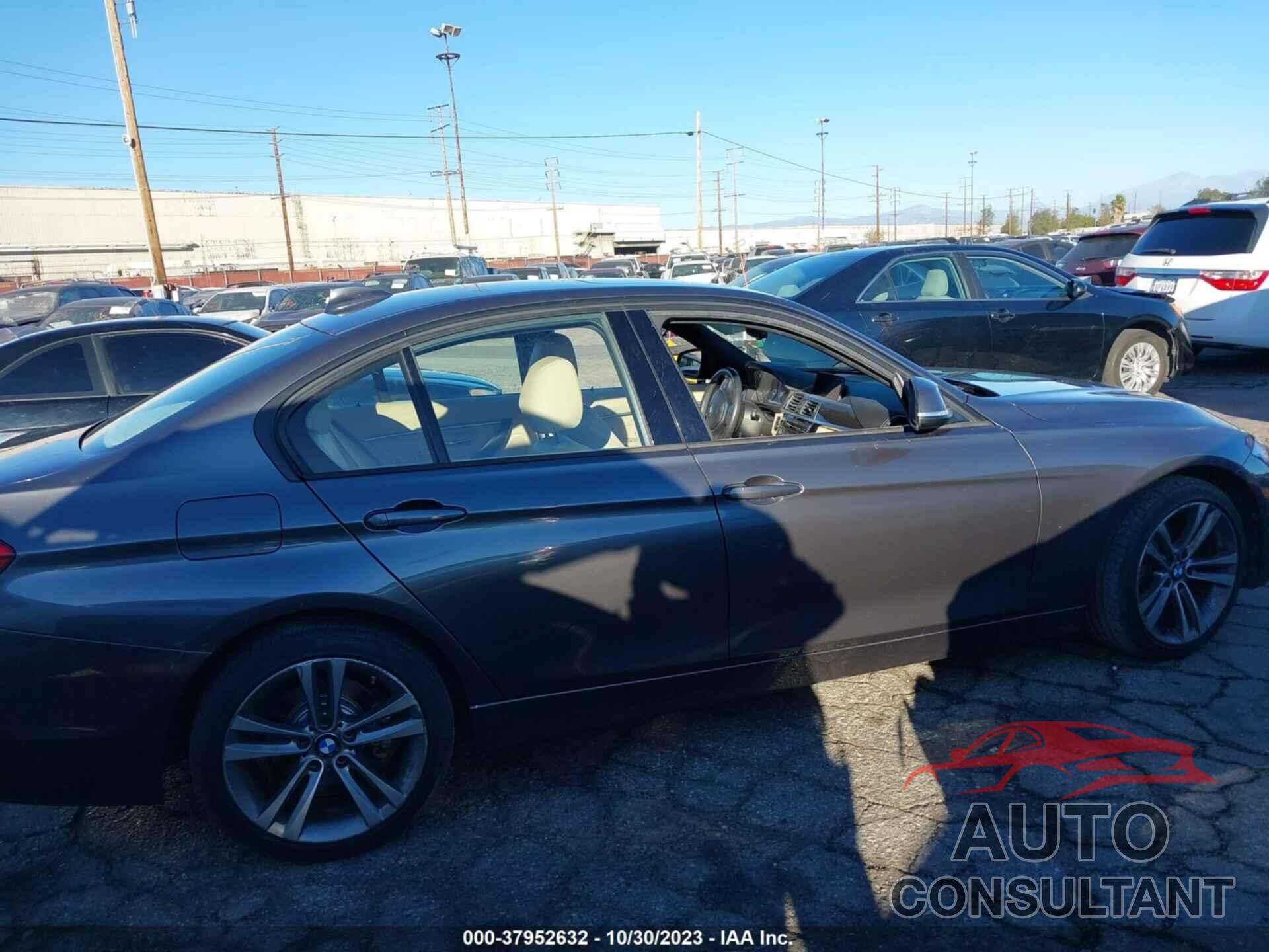 BMW 3 SERIES 2016 - WBA8E3C55GK502608