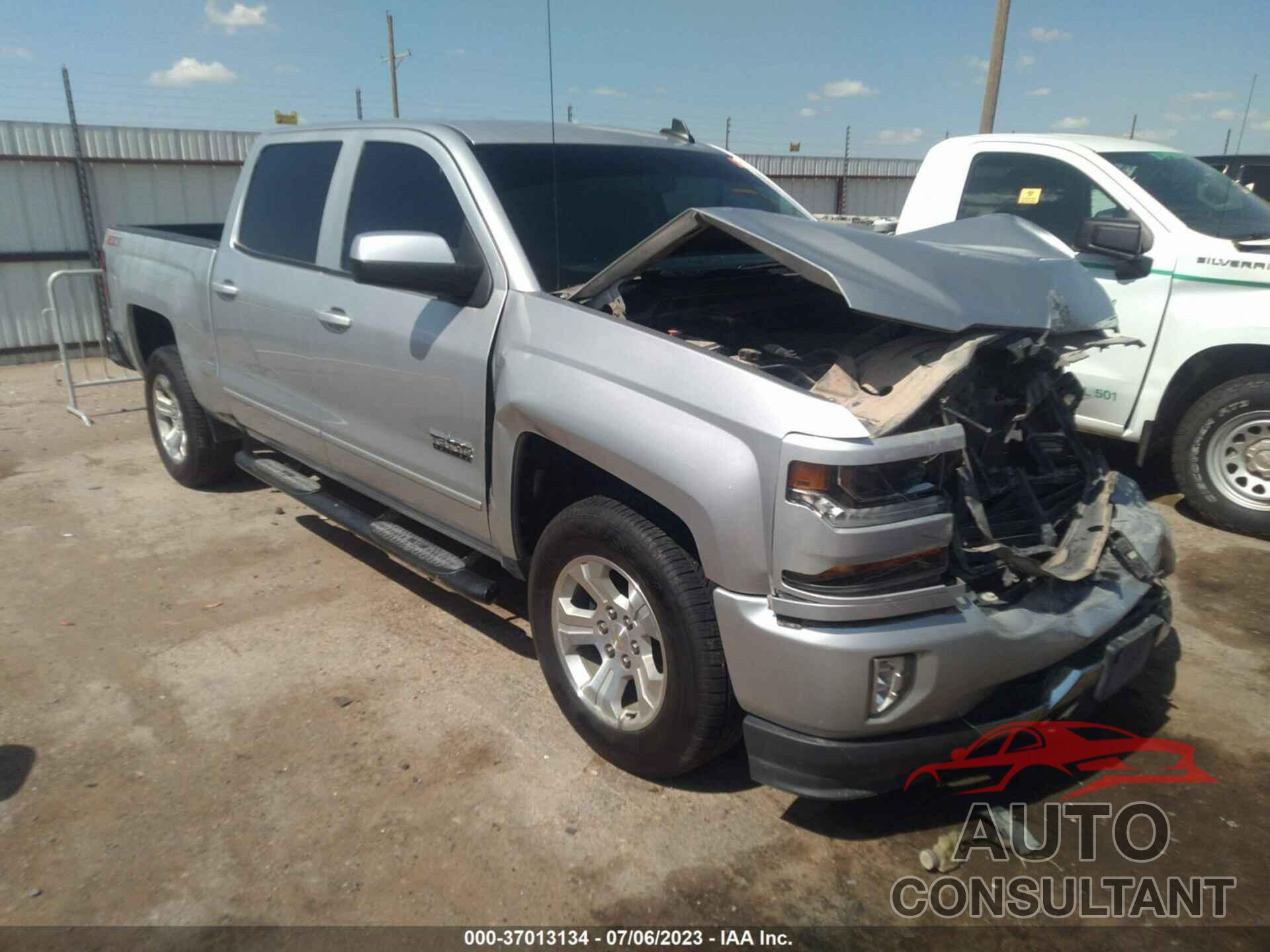 CHEVROLET SILVERADO 1500 2018 - 3GCUKREC9JG566836