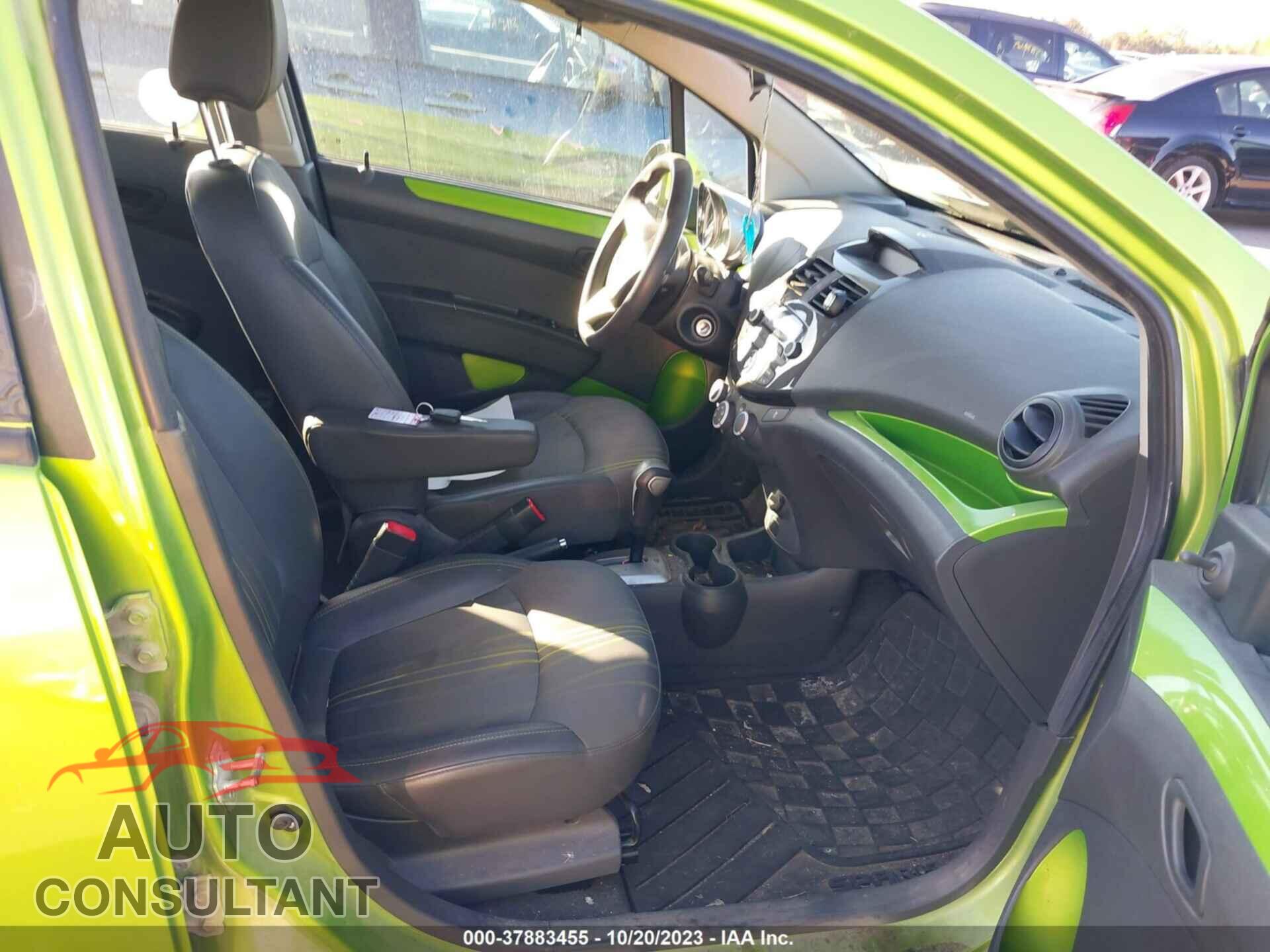 CHEVROLET SPARK 2015 - KL8CB6S90FC711431