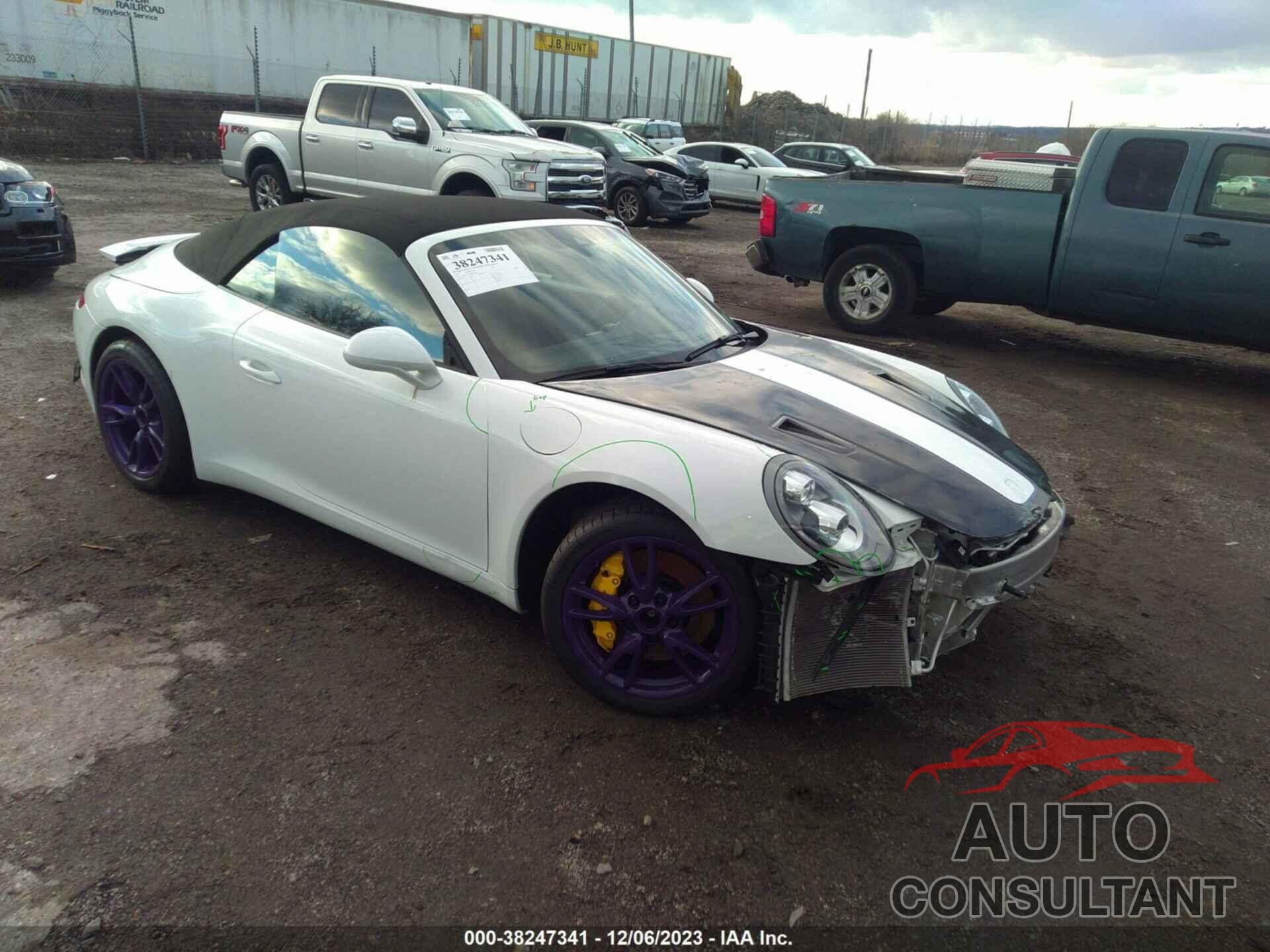 PORSCHE 911 2017 - WP0CB2A97HS155810