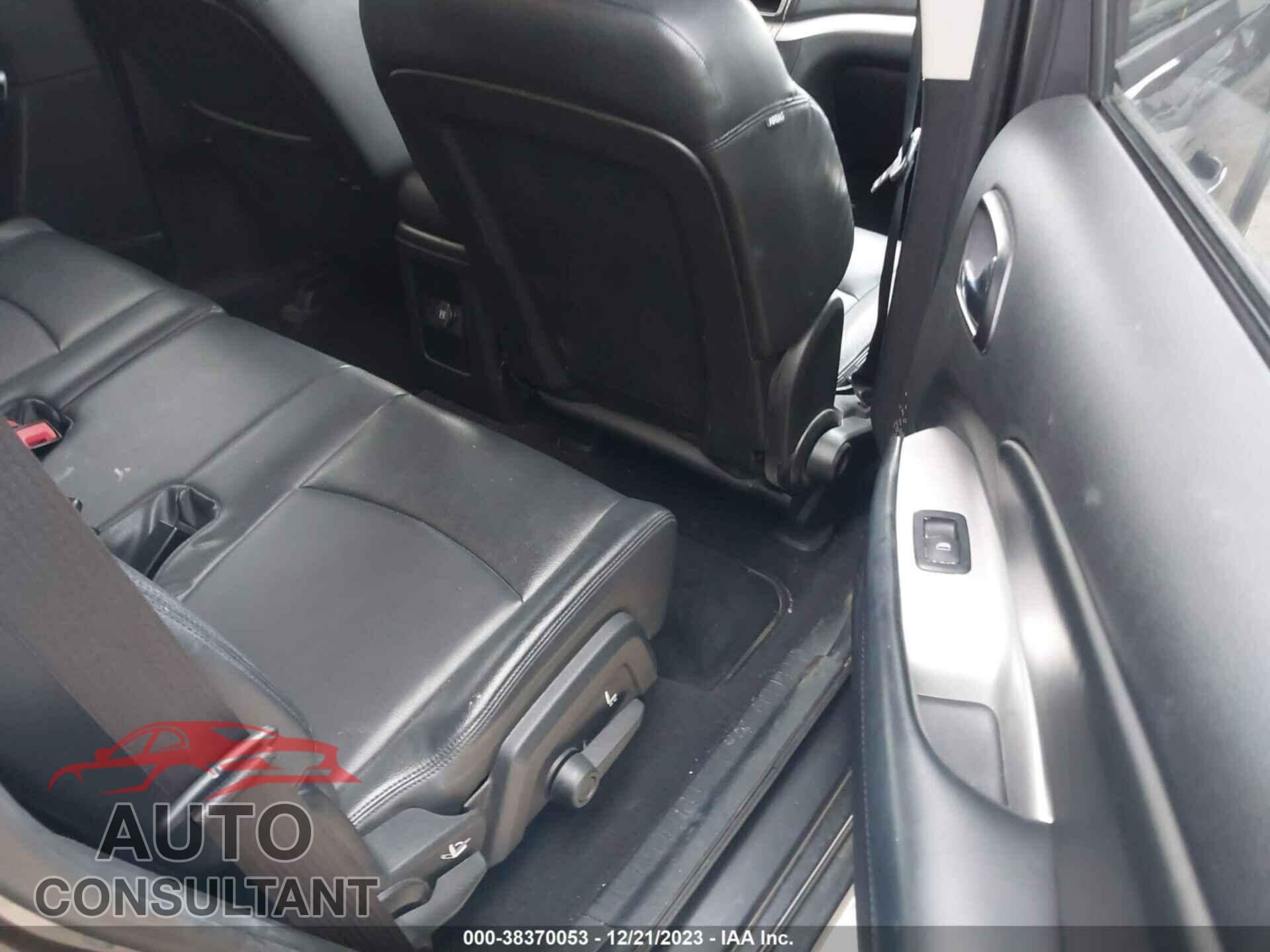 DODGE JOURNEY 2015 - 3C4PDCBG1FT524803
