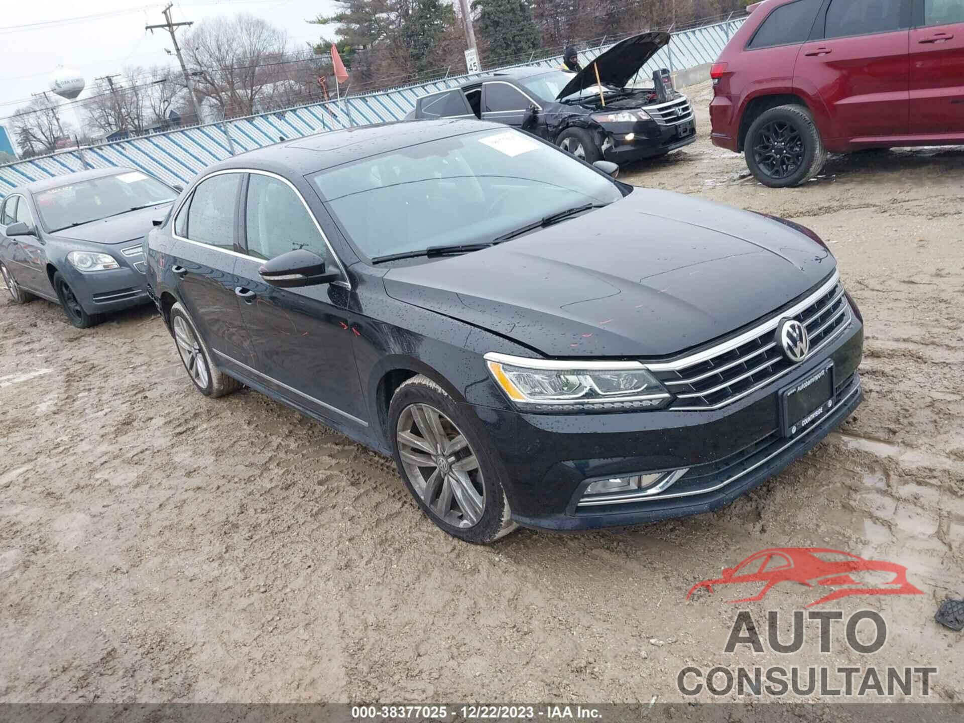 VOLKSWAGEN PASSAT 2017 - 1VWGT7A35HC071063