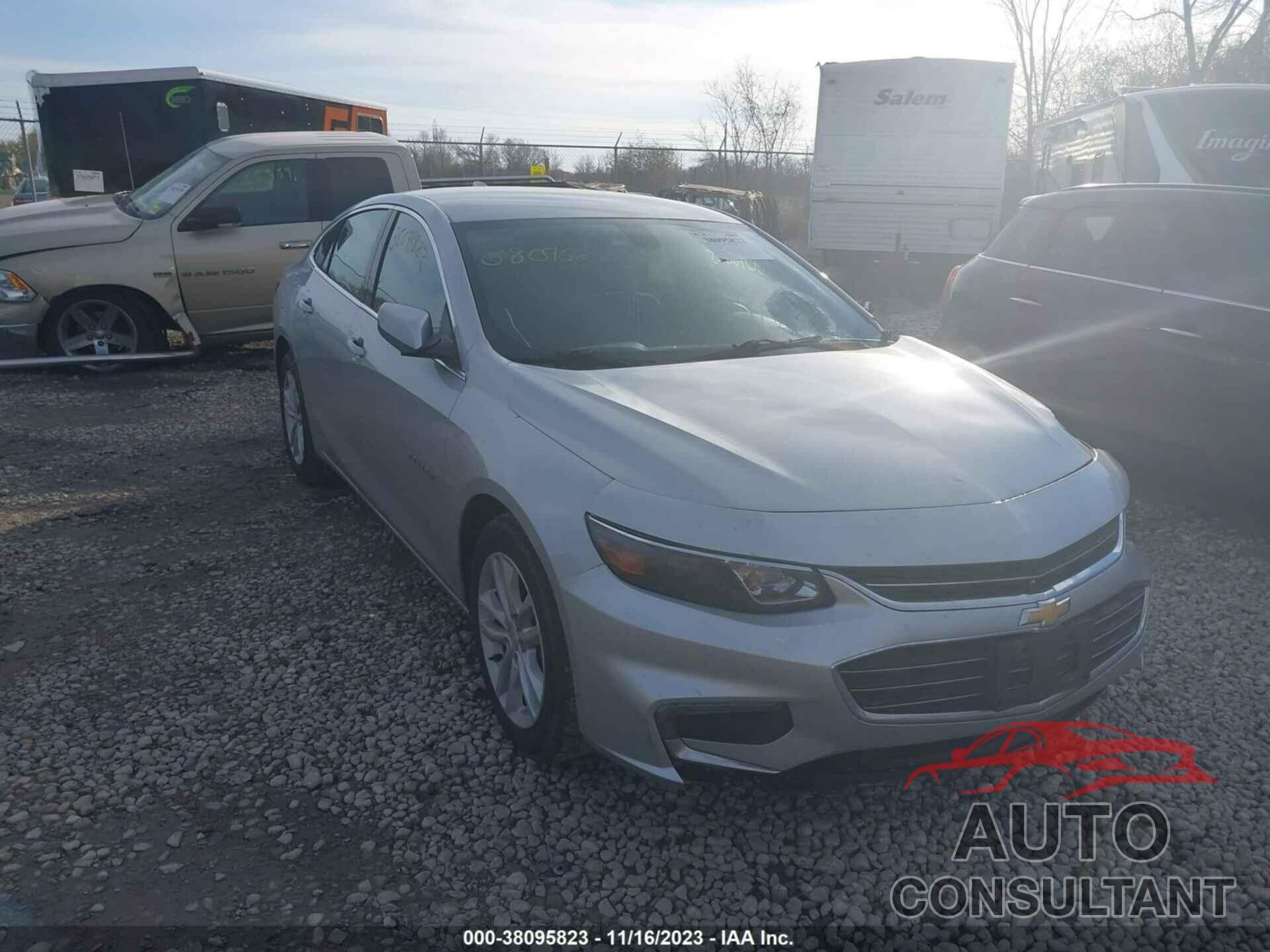 CHEVROLET MALIBU 2018 - 1G1ZD5ST1JF210355