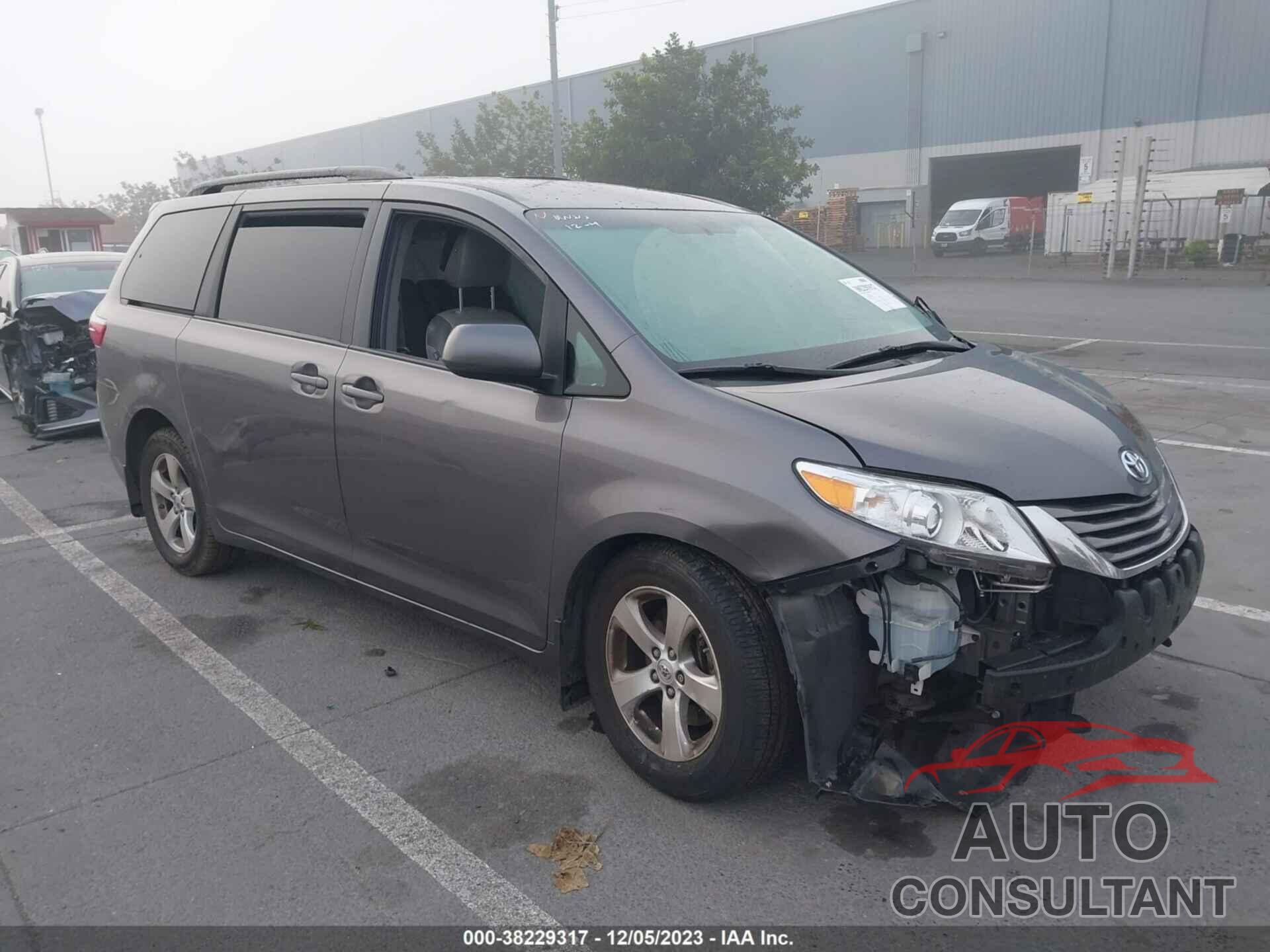 TOYOTA SIENNA 2017 - 5TDKZ3DCXHS873090