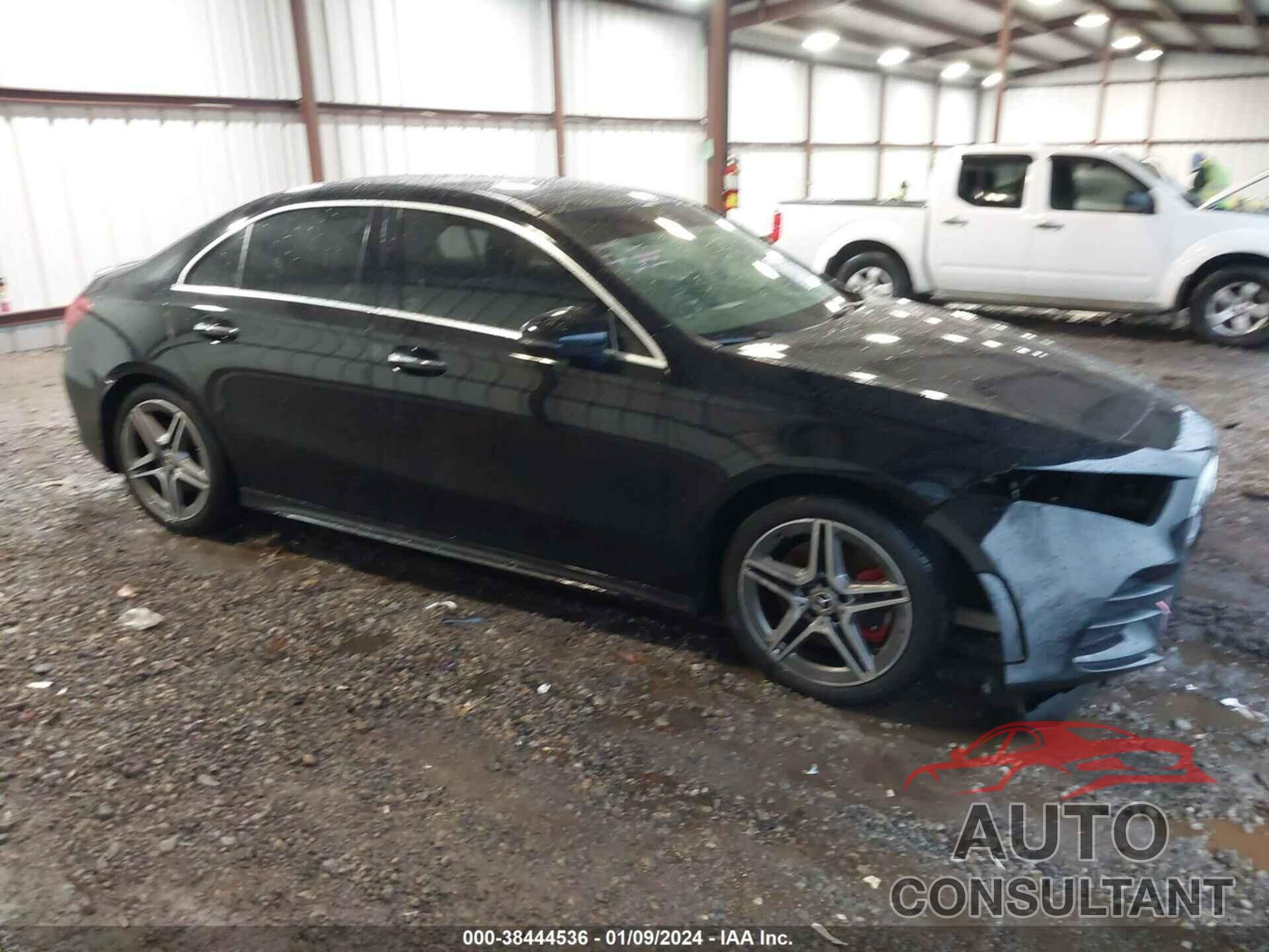 MERCEDES-BENZ A 220 2020 - WDD3G4FB2LW042363