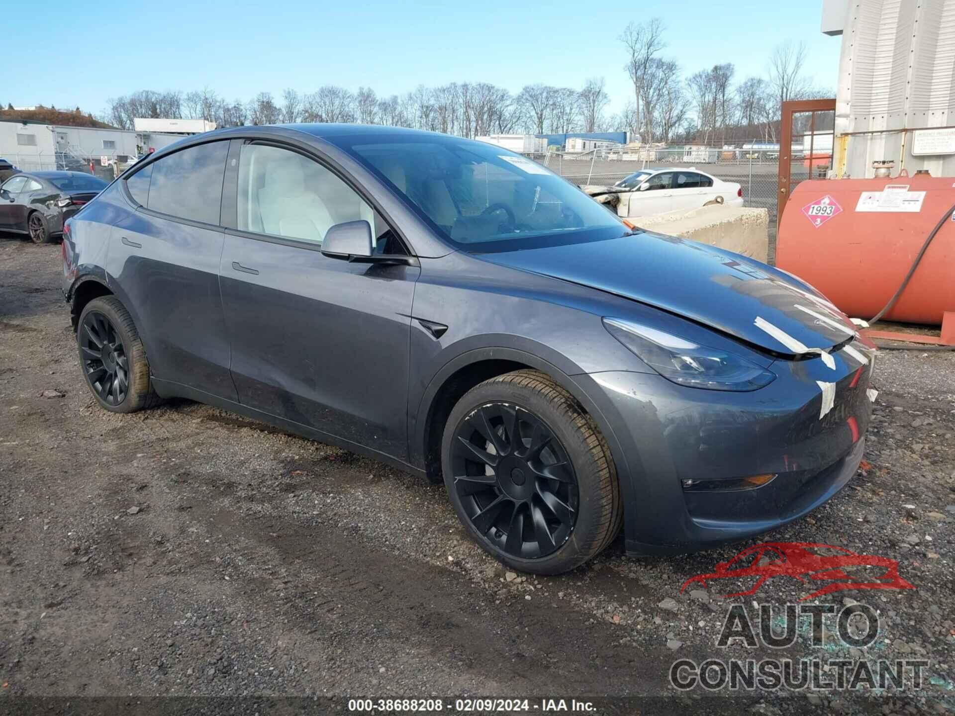 TESLA MODEL Y 2023 - 7SAYGDEE1PF857887